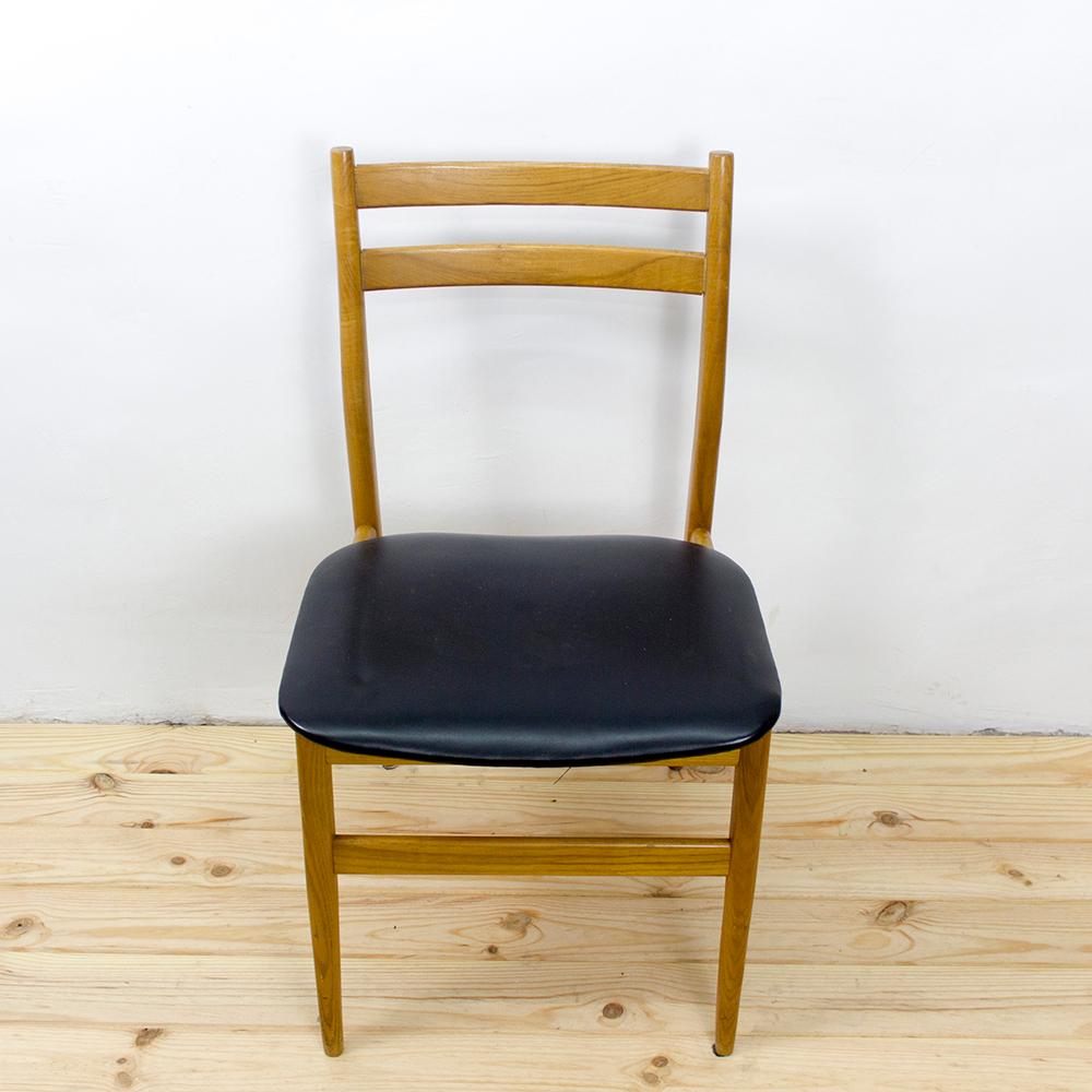 Set of 6 Scandinavian Ash Wood Chairs with Black Upholstery For Sale 1
