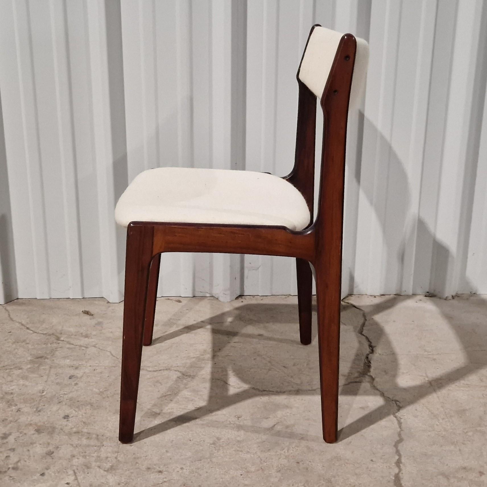 Set of 6 scandinavian chairs by Erik Buch, Denmark, 1960's For Sale 1