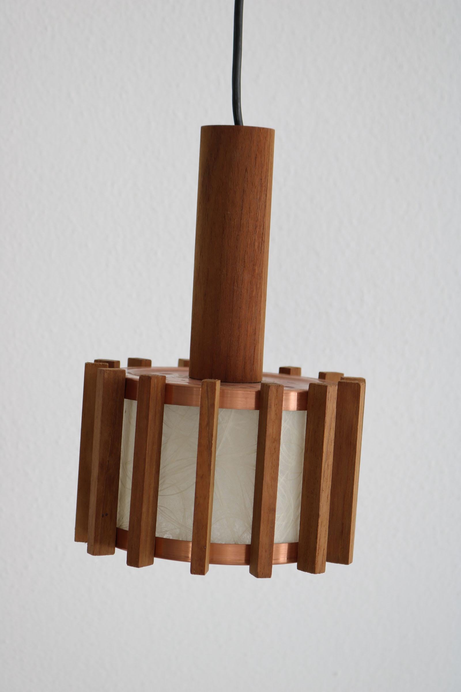 Set of 6 Scandinavian mid-century ceiling lamps made of teak & copper For Sale 7