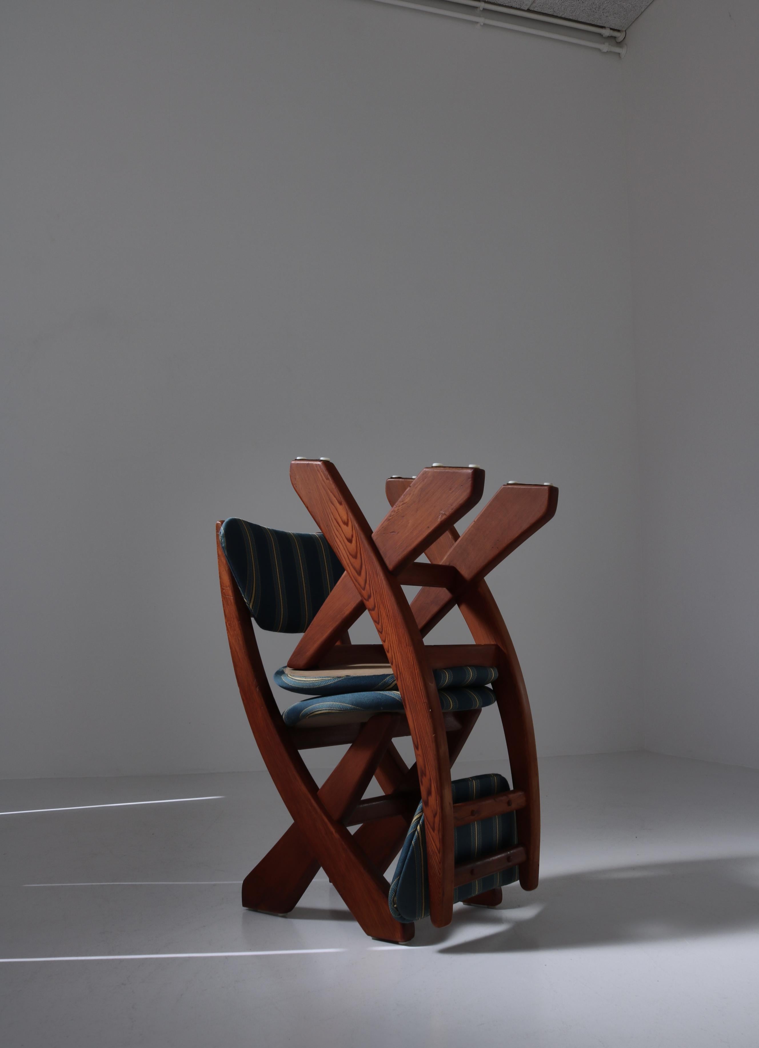 Set of 6 Scandinavian Modern Pinewood Dining Chairs, Denmark, 1960s For Sale 8