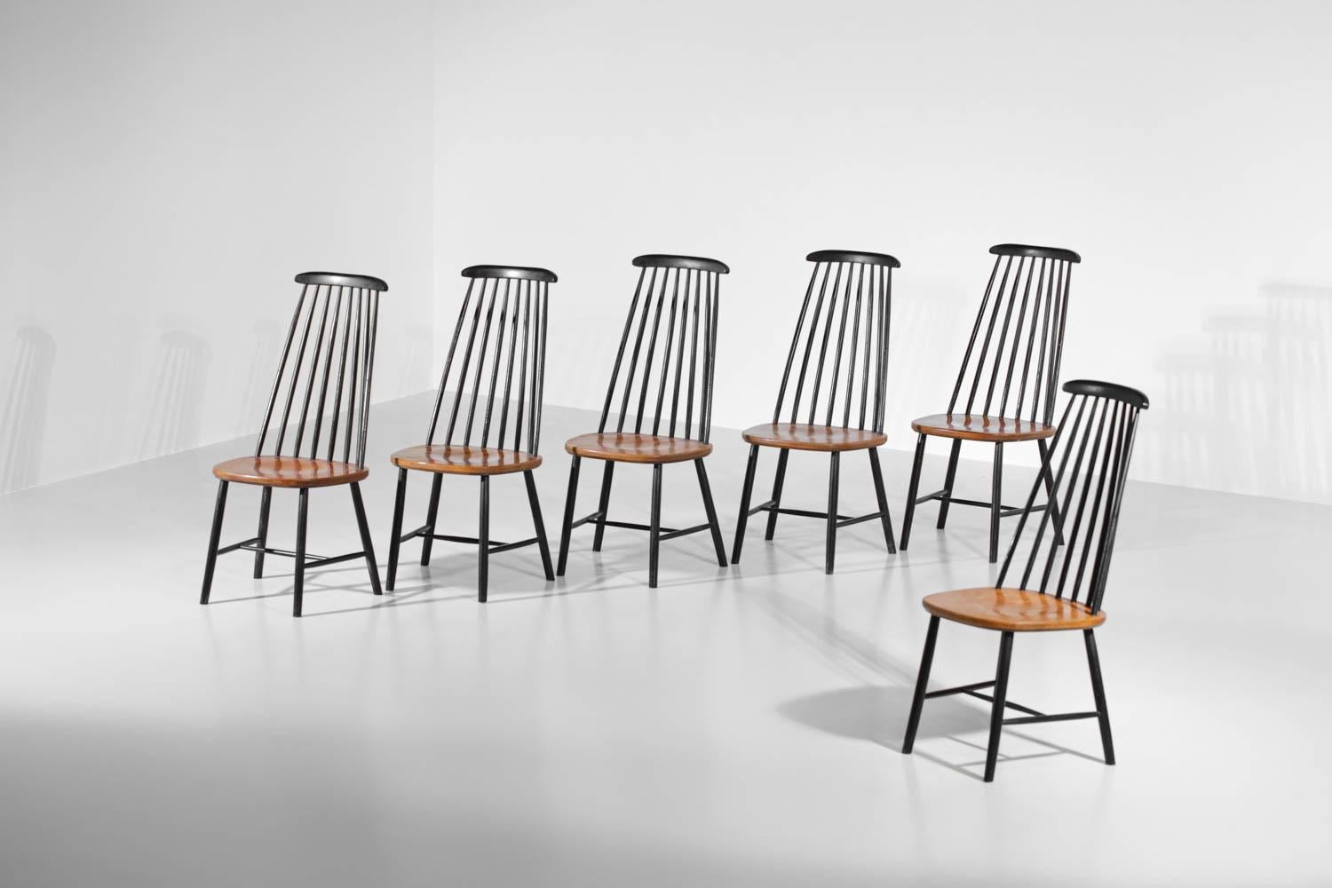 Ensemble de 6 chaises scandinaves en bois de hêtre massif des années 60 Ilmari Tapiovaara, G Bon état - En vente à Lyon, FR