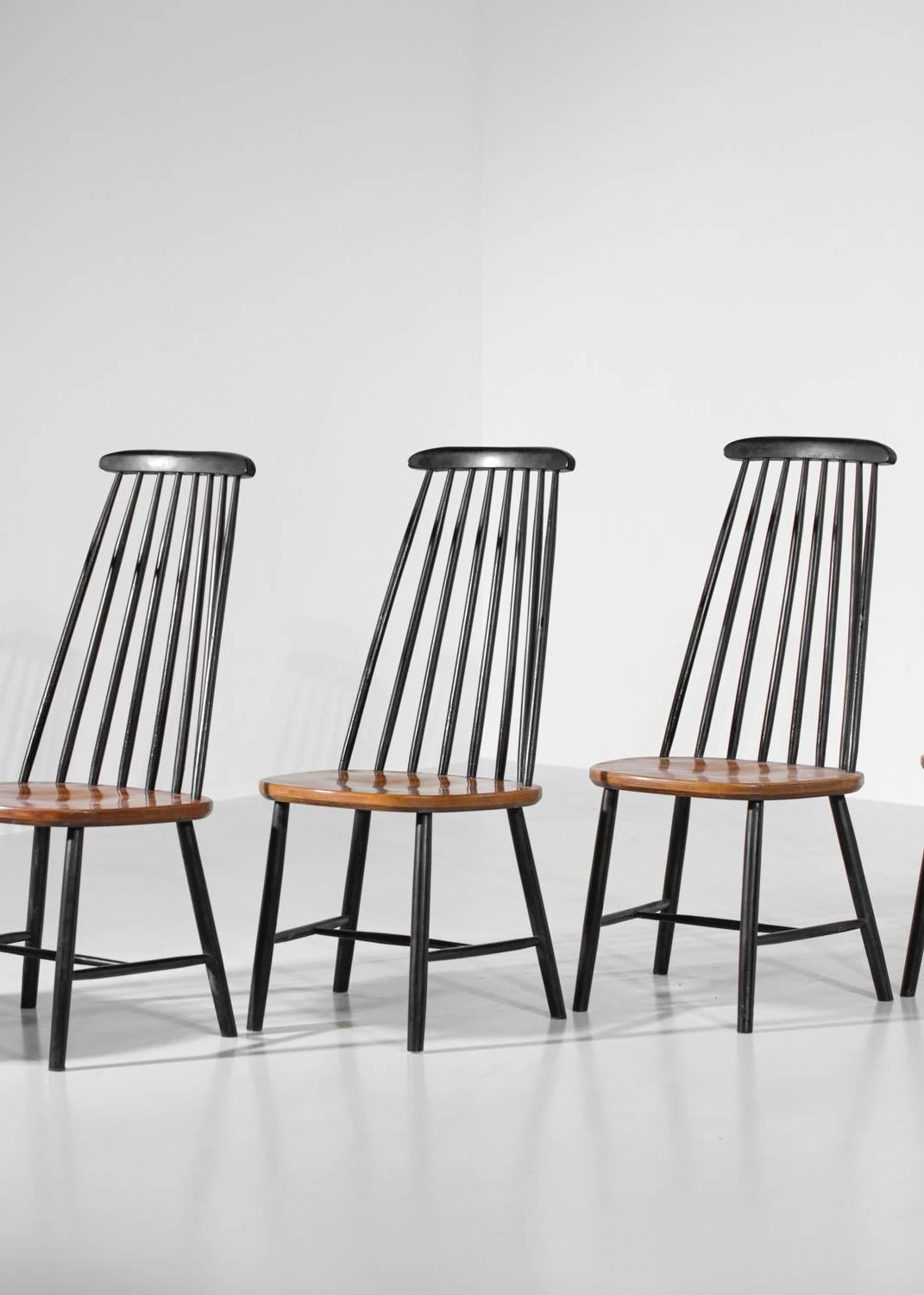 Milieu du XXe siècle Ensemble de 6 chaises scandinaves en bois de hêtre massif des années 60 Ilmari Tapiovaara, G en vente