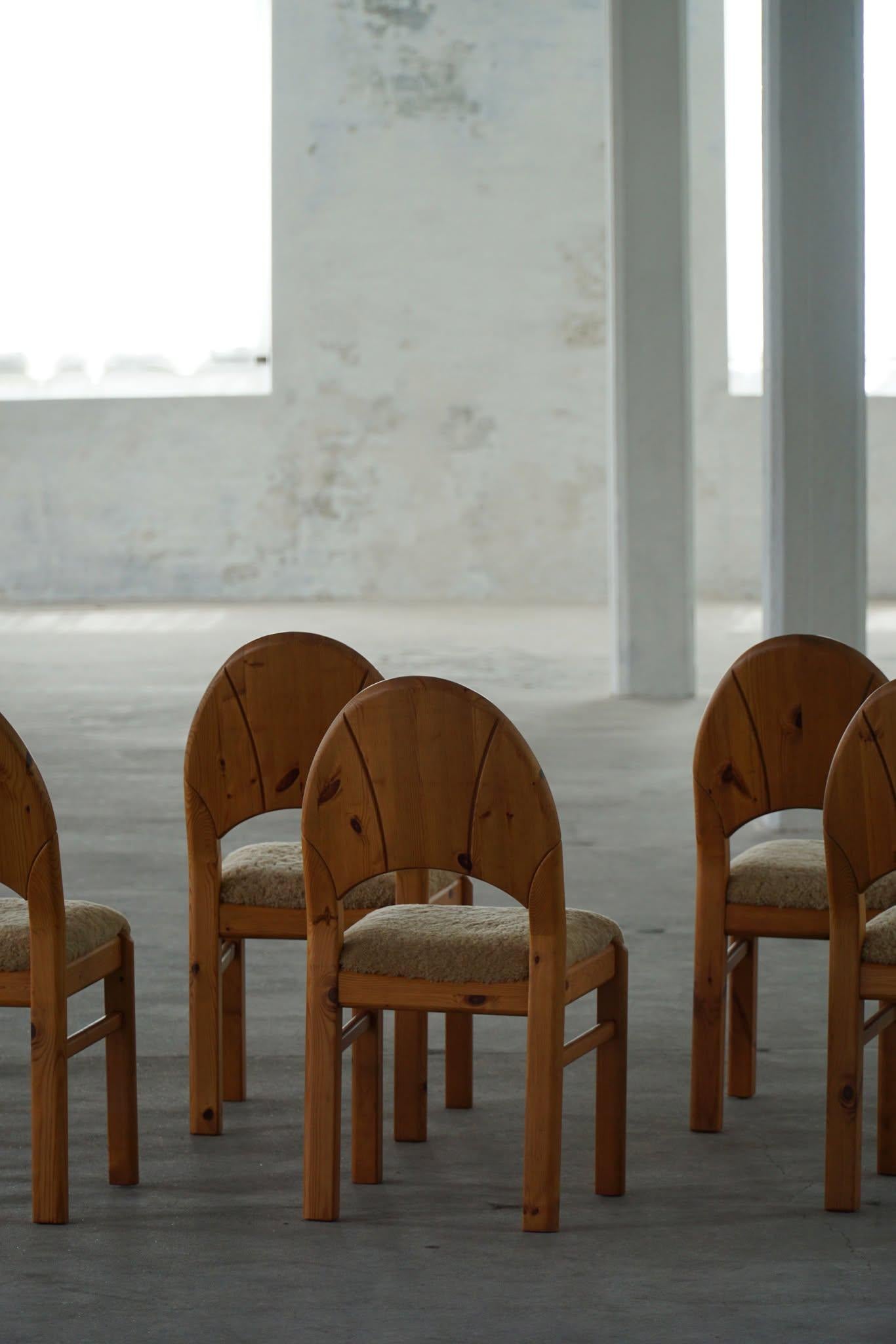 Ensemble de 6 chaises sculpturales brutalistes danoises modernes en pin et laine d'agneau, 1970 5