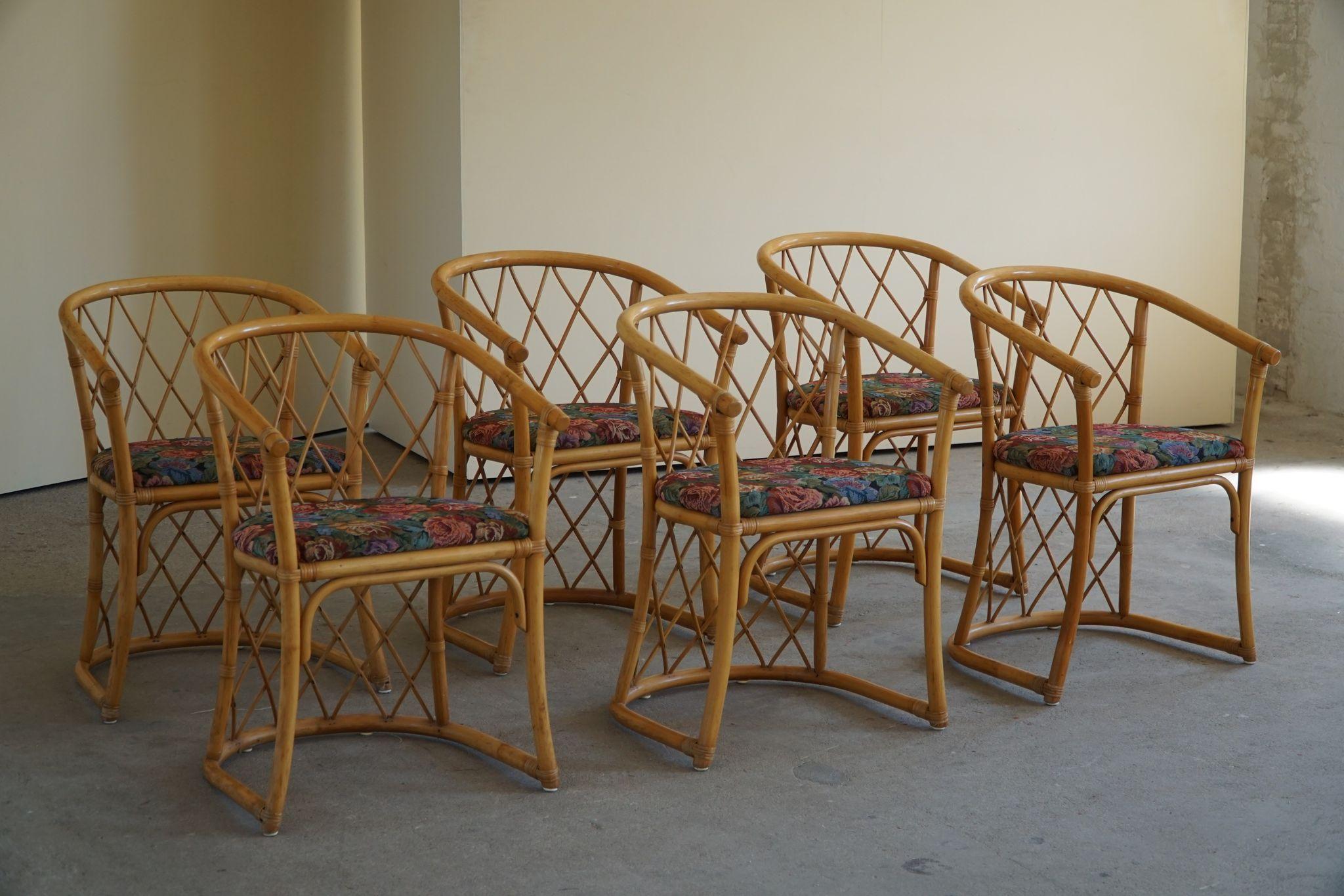 Set of 6 Sculptural Vintage Bamboo Dining Chairs, Danish Modern, Made in 1960s For Sale 2