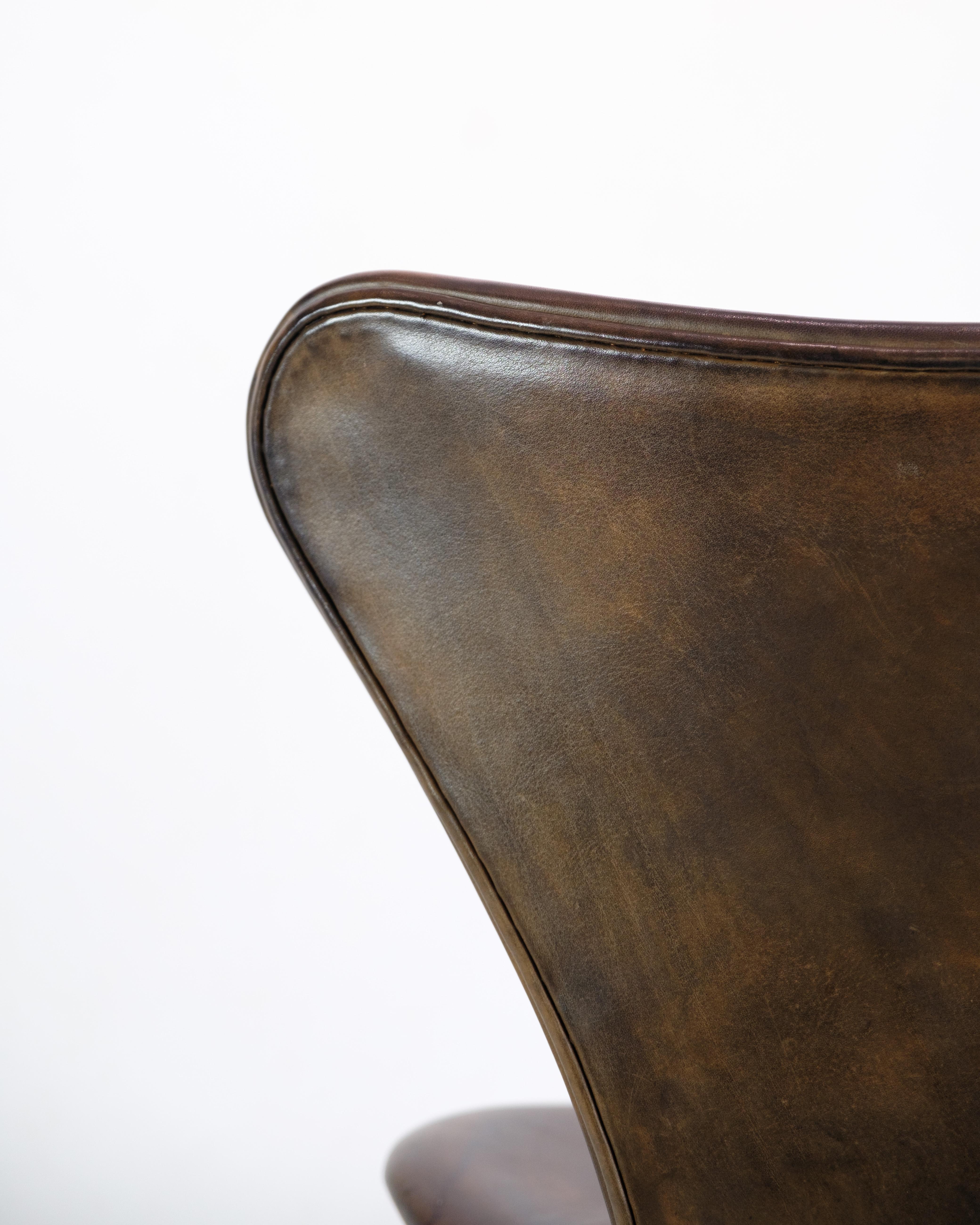 Mid-Century Modern Set of 6 Seven Chairs, 3107, Arne Jacobsen, Fritz Hansen For Sale