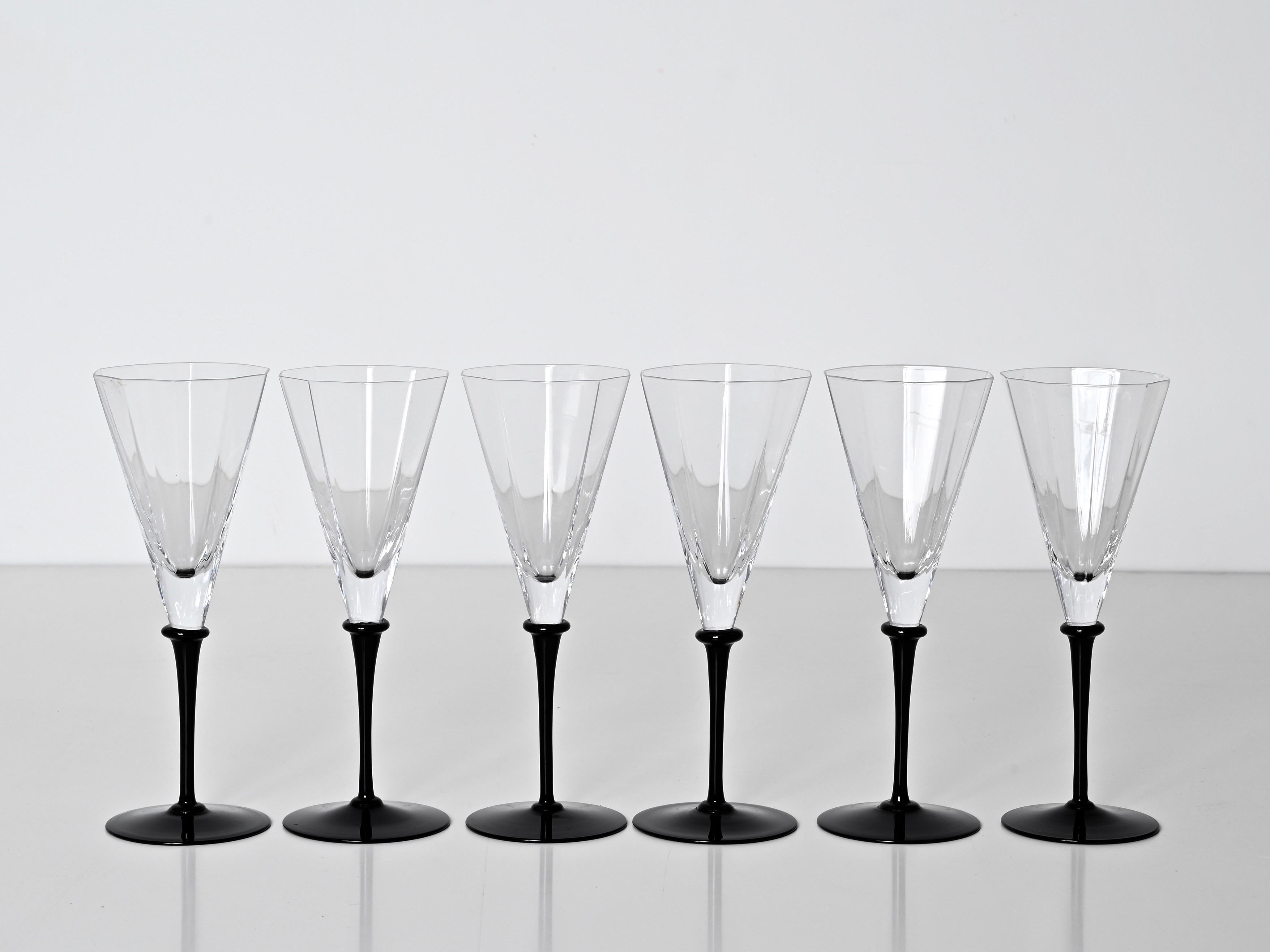 Mid-Century Modern Set of 6 Signed Cartier Champagne Glasses, Crystal with Black Stem, France 1980s For Sale