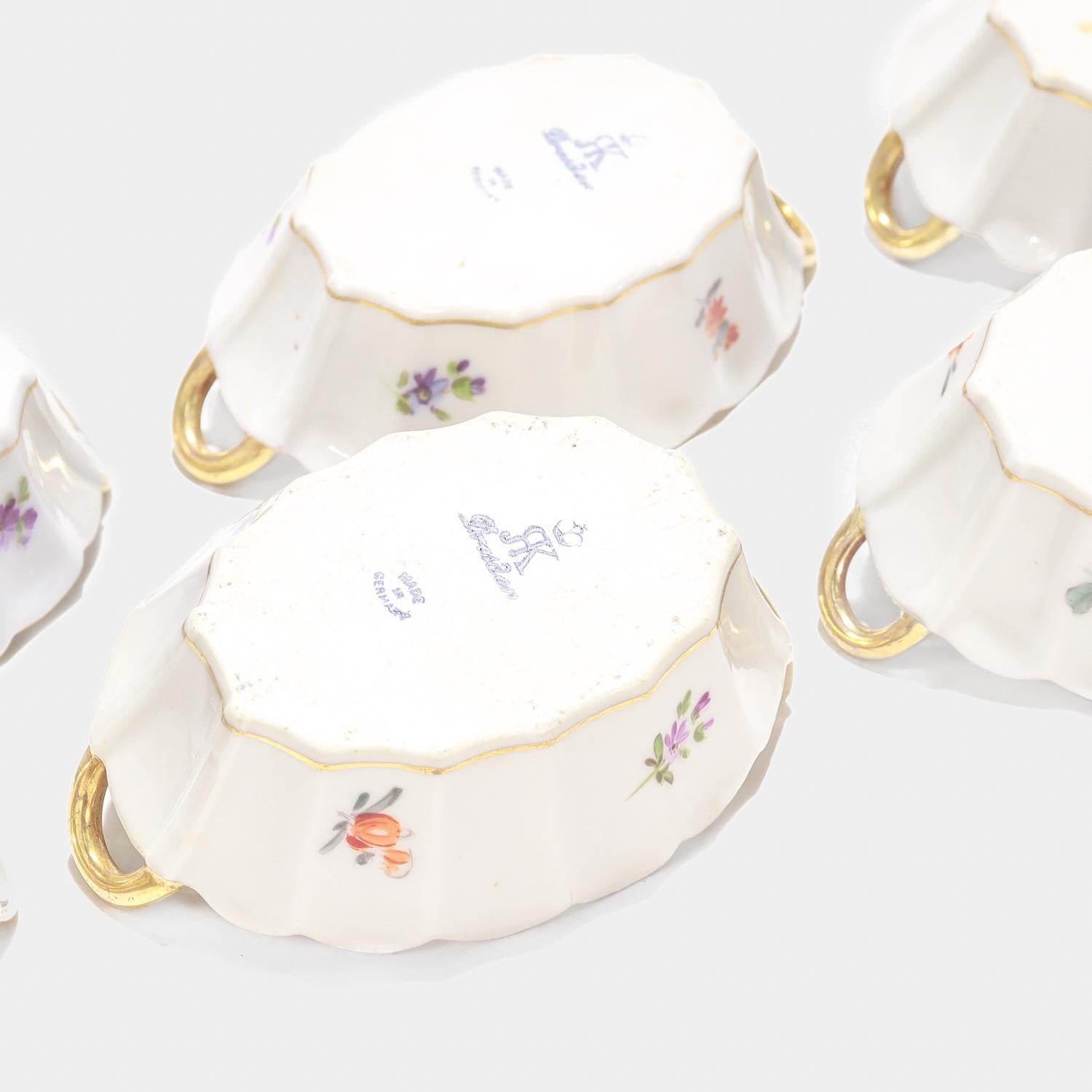 20th Century Set of 6 Signed Richard Klemm Dresden Porcelain Condiment Serving Bowls For Sale