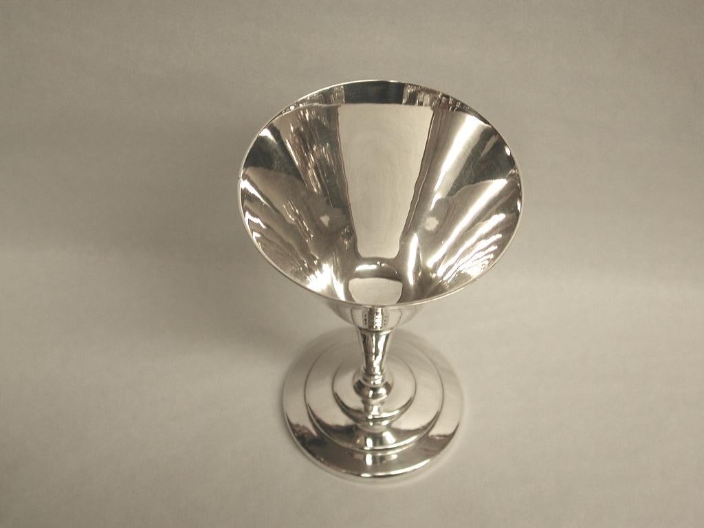 Mid-20th Century Set of 6 Silver Plated Art Deco Cocktail Cups Dated circa 1930, Mappin & Webb