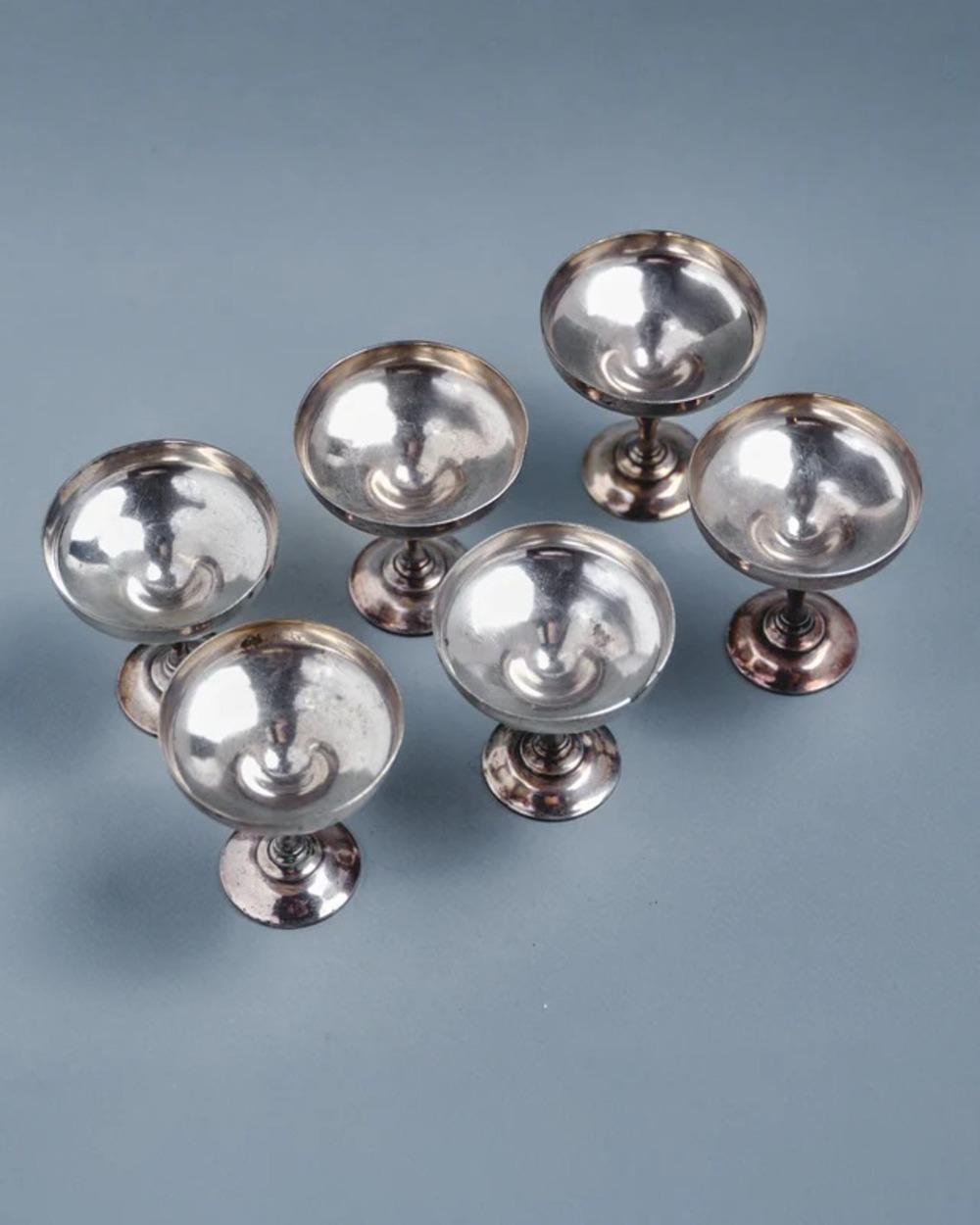 Mid-Century Modern Set de 6 coupes à champagne en métal argenté en vente