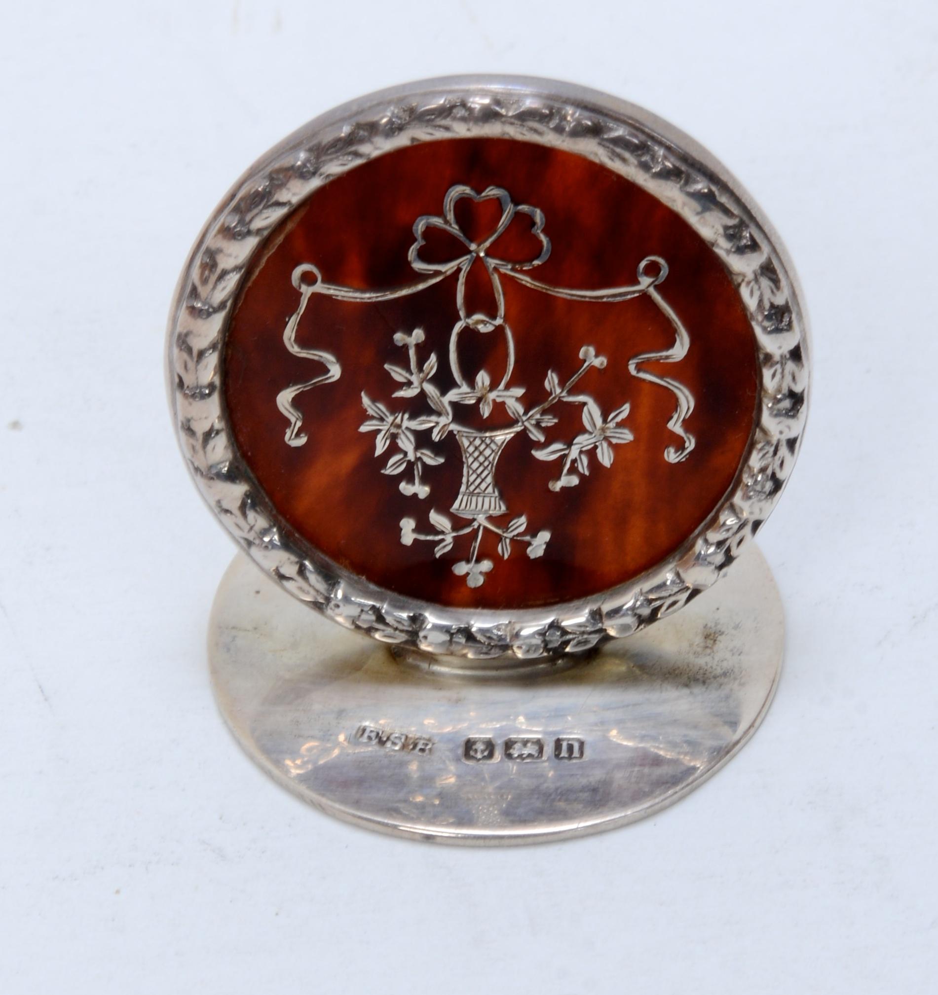 20th Century Set of 6 Silver & Tortoise Shell Place Card Holders Original Box, Ryrie Jewelers For Sale