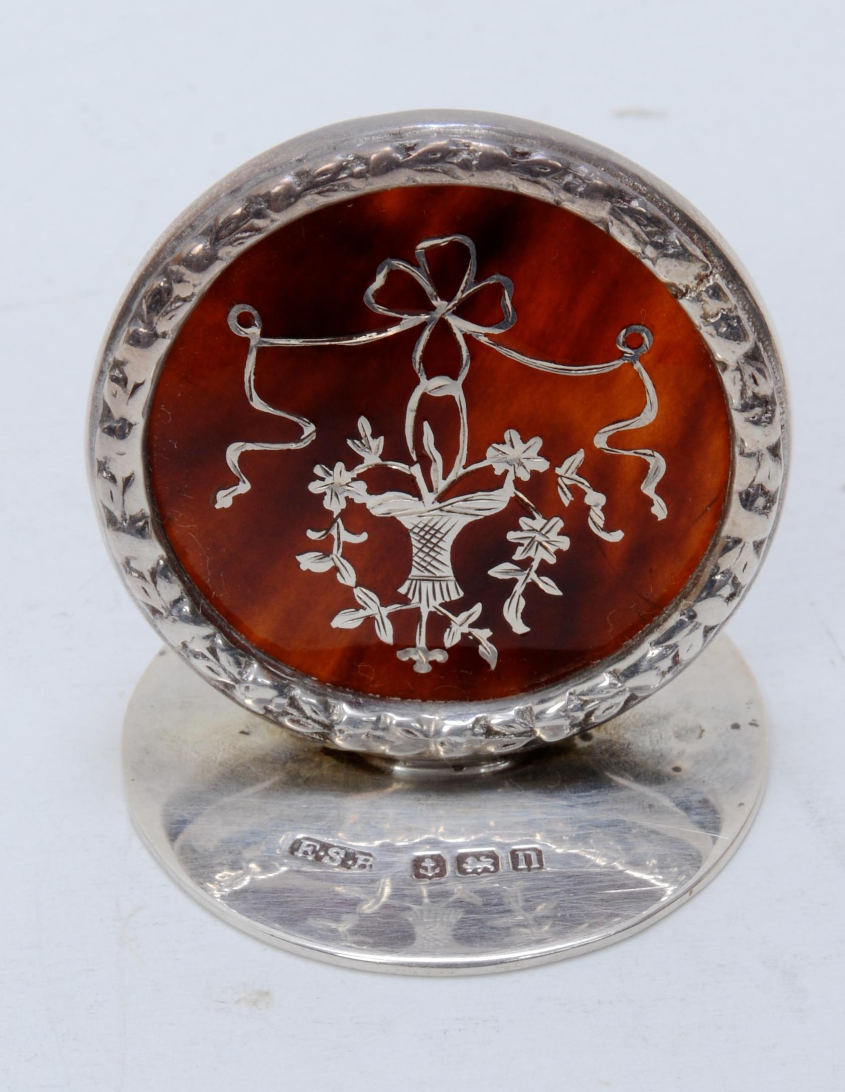 Set of 6 Silver & Tortoise Shell Place Card Holders Original Box, Ryrie Jewelers For Sale 1