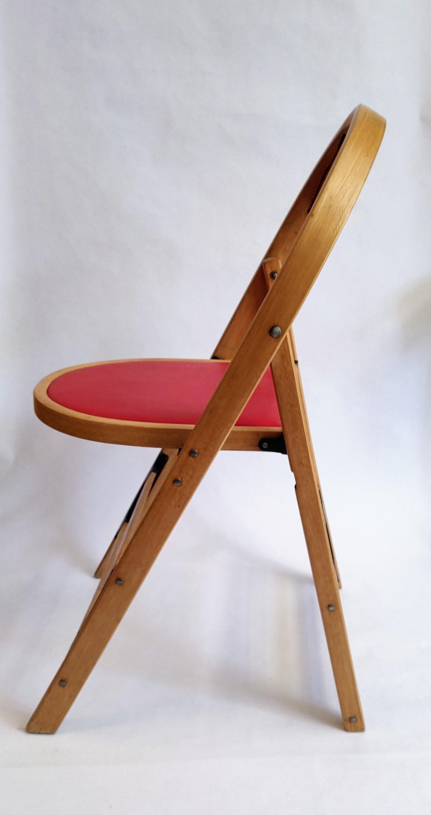 Satz von 6 schlanken, runden, klappbaren Stühlen von „Sillas Malinche“ aus natürlichem Buchenholz (Moderne der Mitte des Jahrhunderts) im Angebot