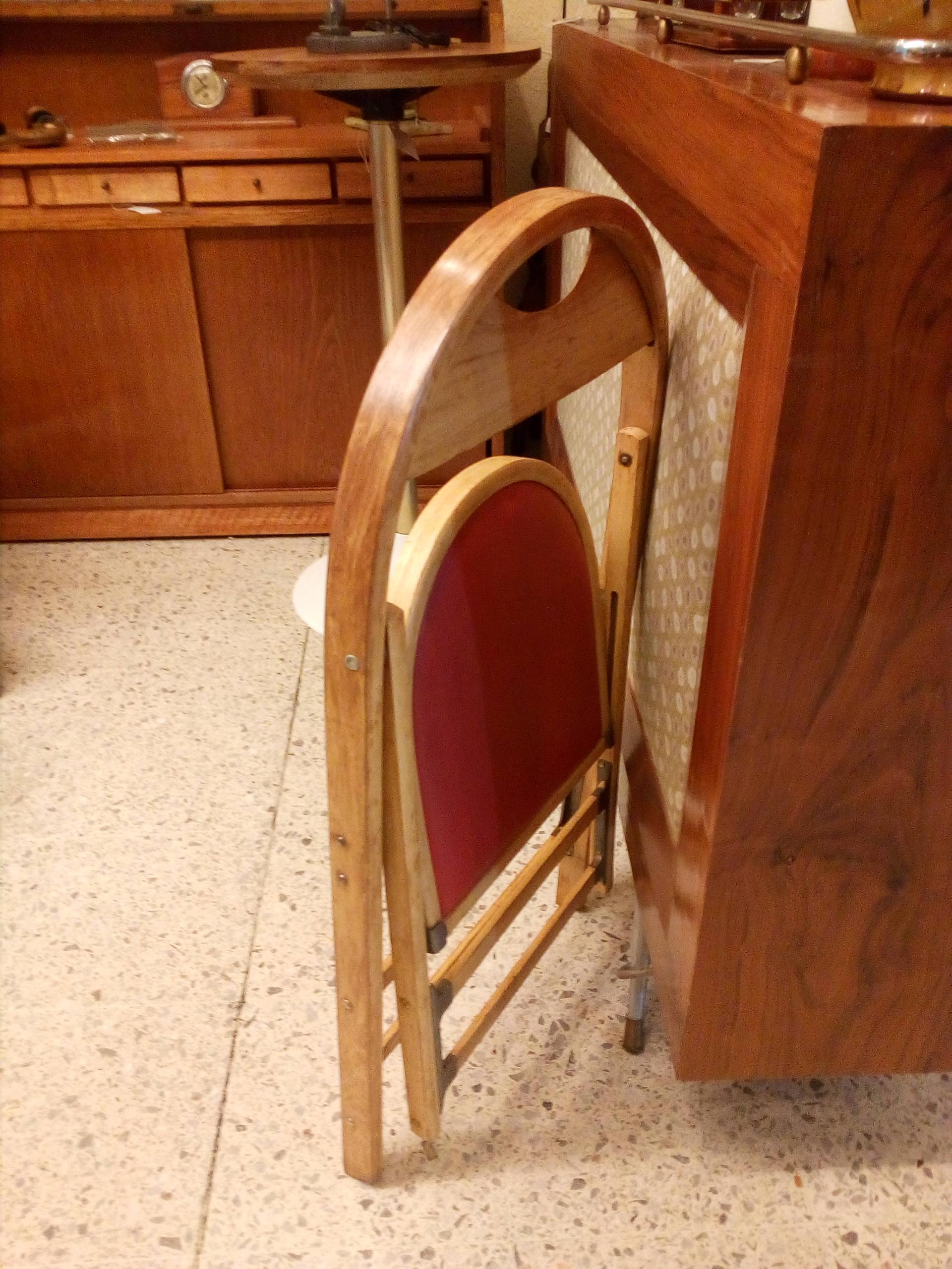 Satz von 6 schlanken, runden, klappbaren Stühlen von „Sillas Malinche“ aus natürlichem Buchenholz im Zustand „Gut“ im Angebot in Mexico, DF