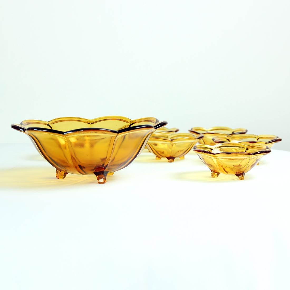 Art Glass Set Of 6 Smaller Bowls In Amber Glass, Borske Sklo 1960s For Sale