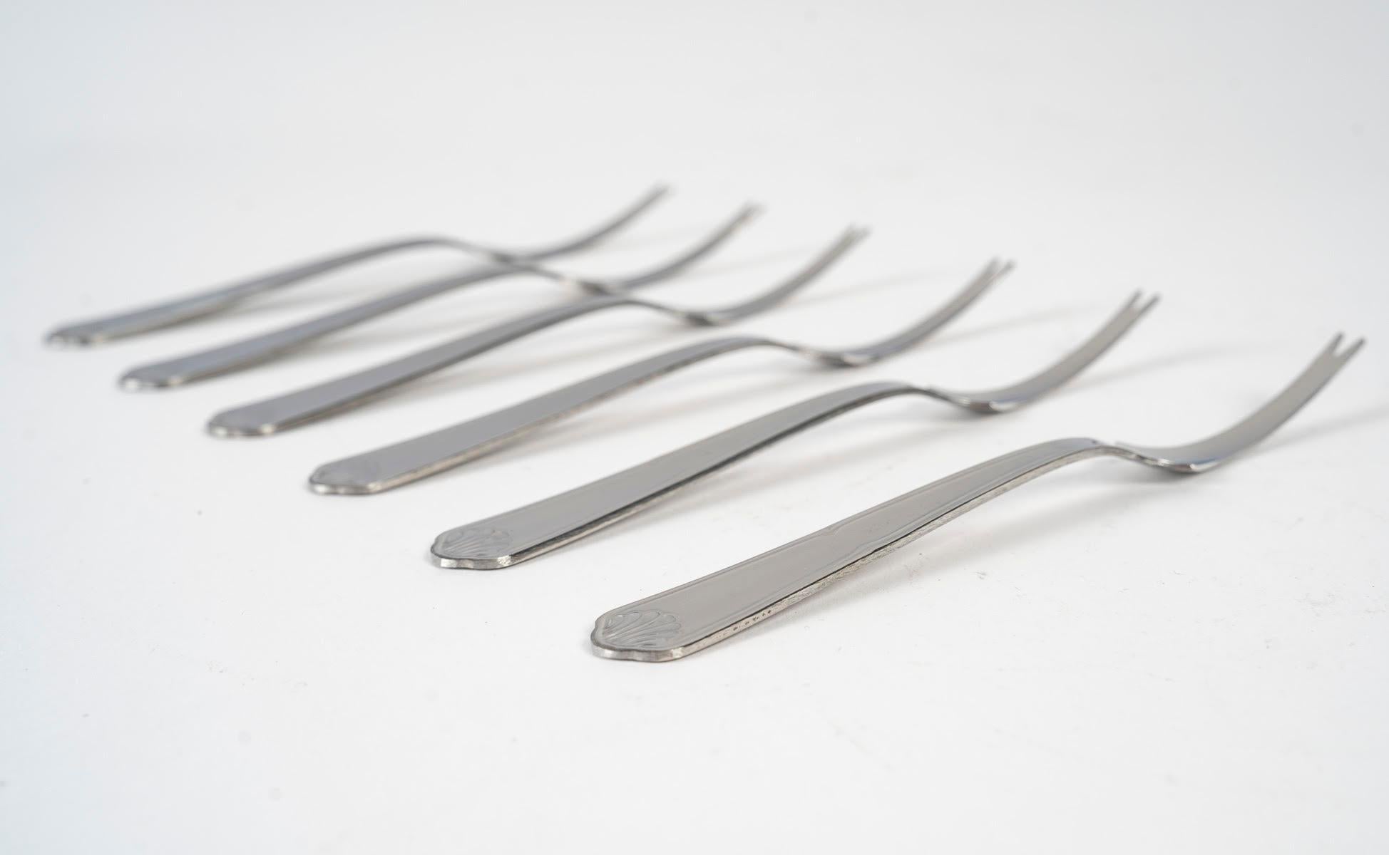 French Set of 6 Snail Forks, 20th Century. For Sale