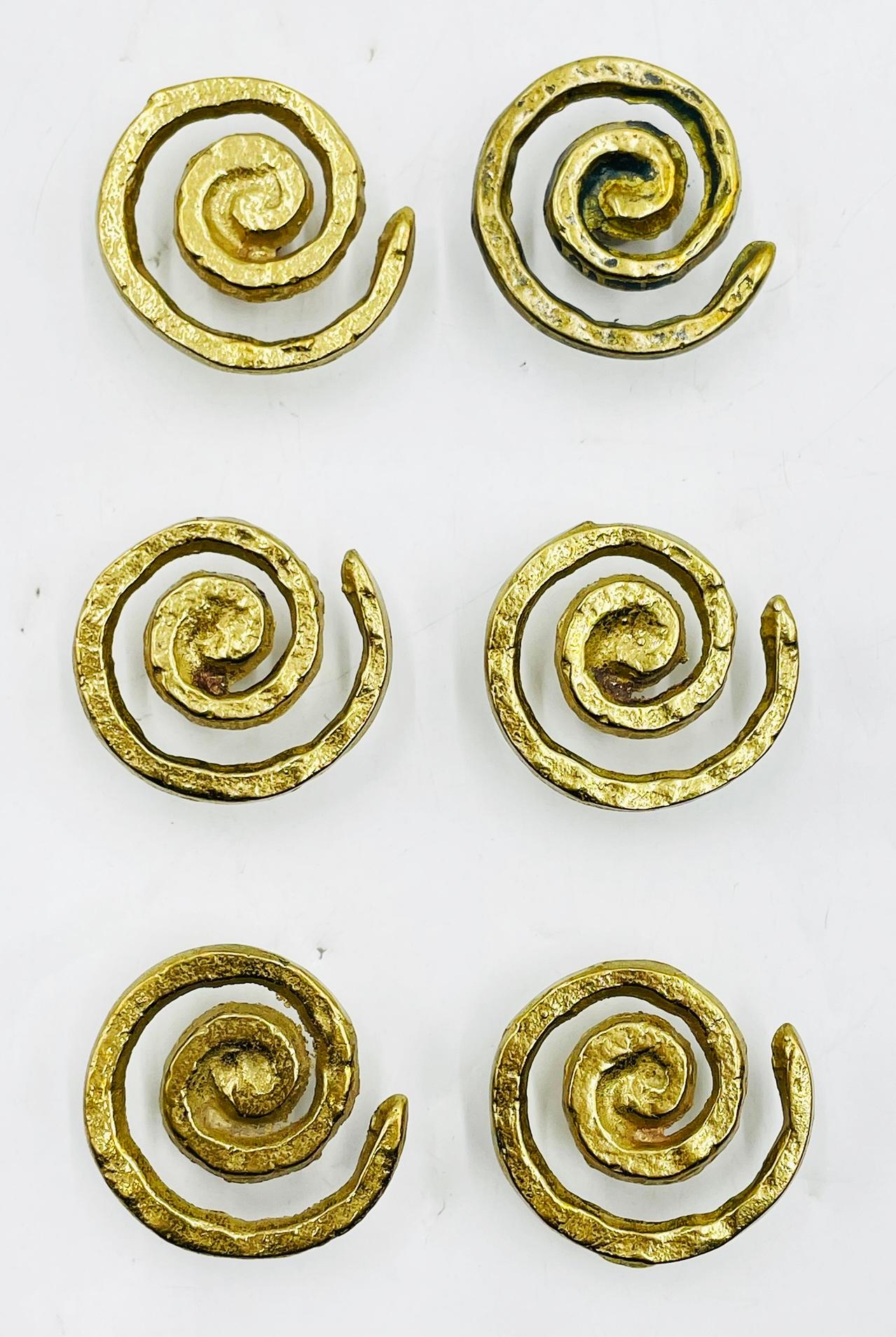 Set of 6 Solid Brass Cabinet Pulls, Mexico 1950's In Good Condition For Sale In Los Angeles, CA