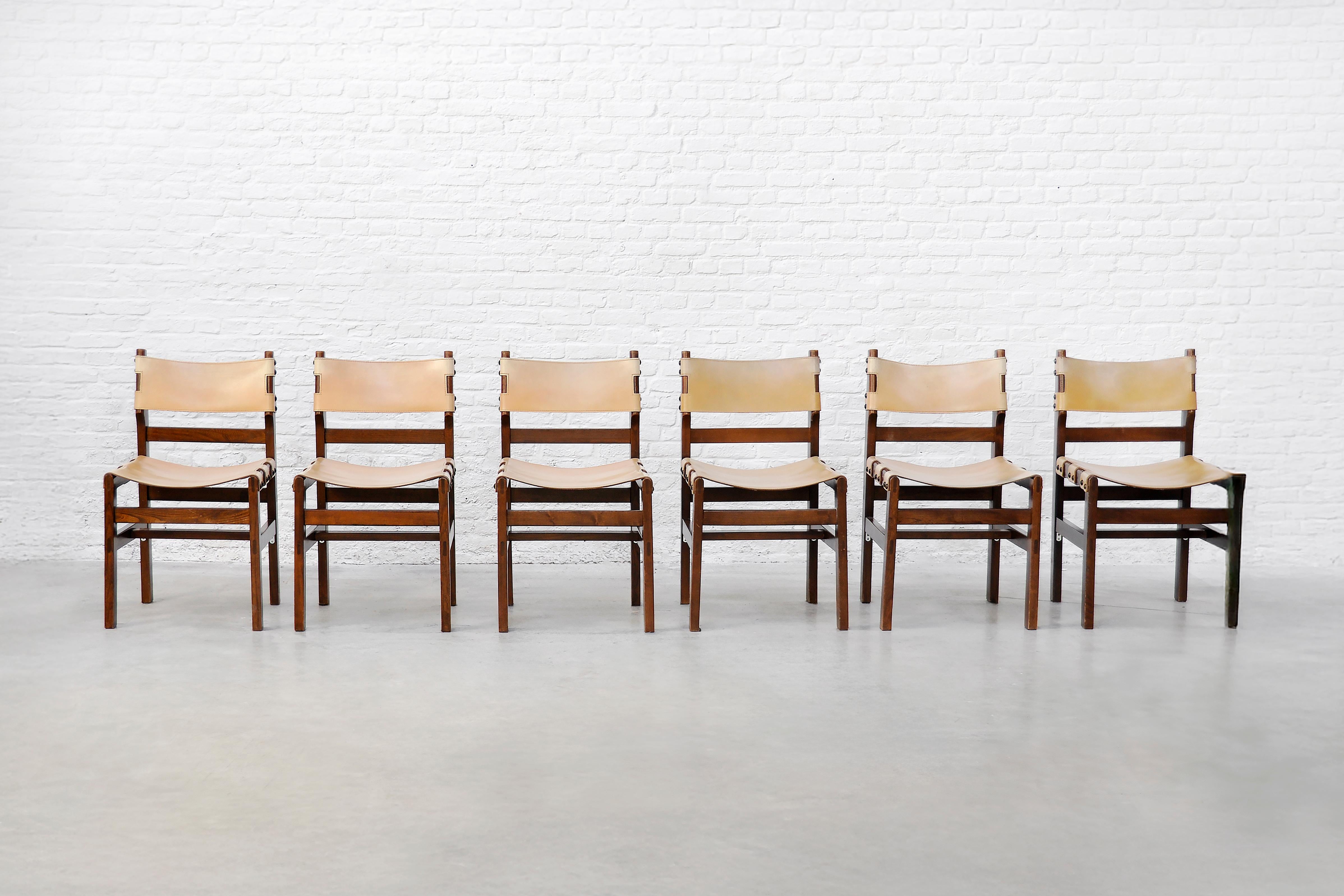 Mid-Century Modern Set of 6 Solid Elm and Leather Dining Chairs by Maison Regain, France, 1970s