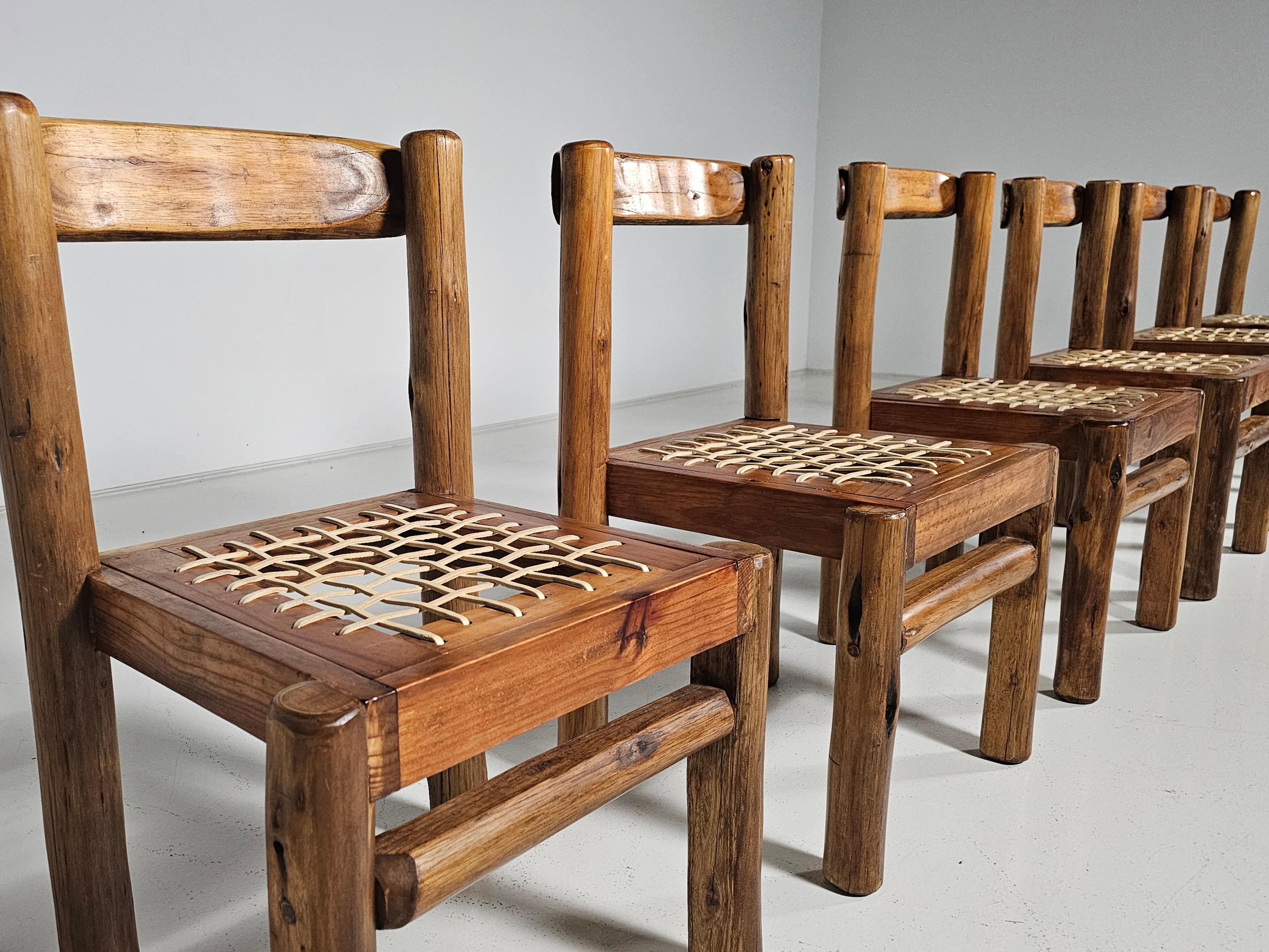 Set of 6 Solid pine wood and leather Brutalist Dining Chairs, Belgium, 1970s For Sale 2