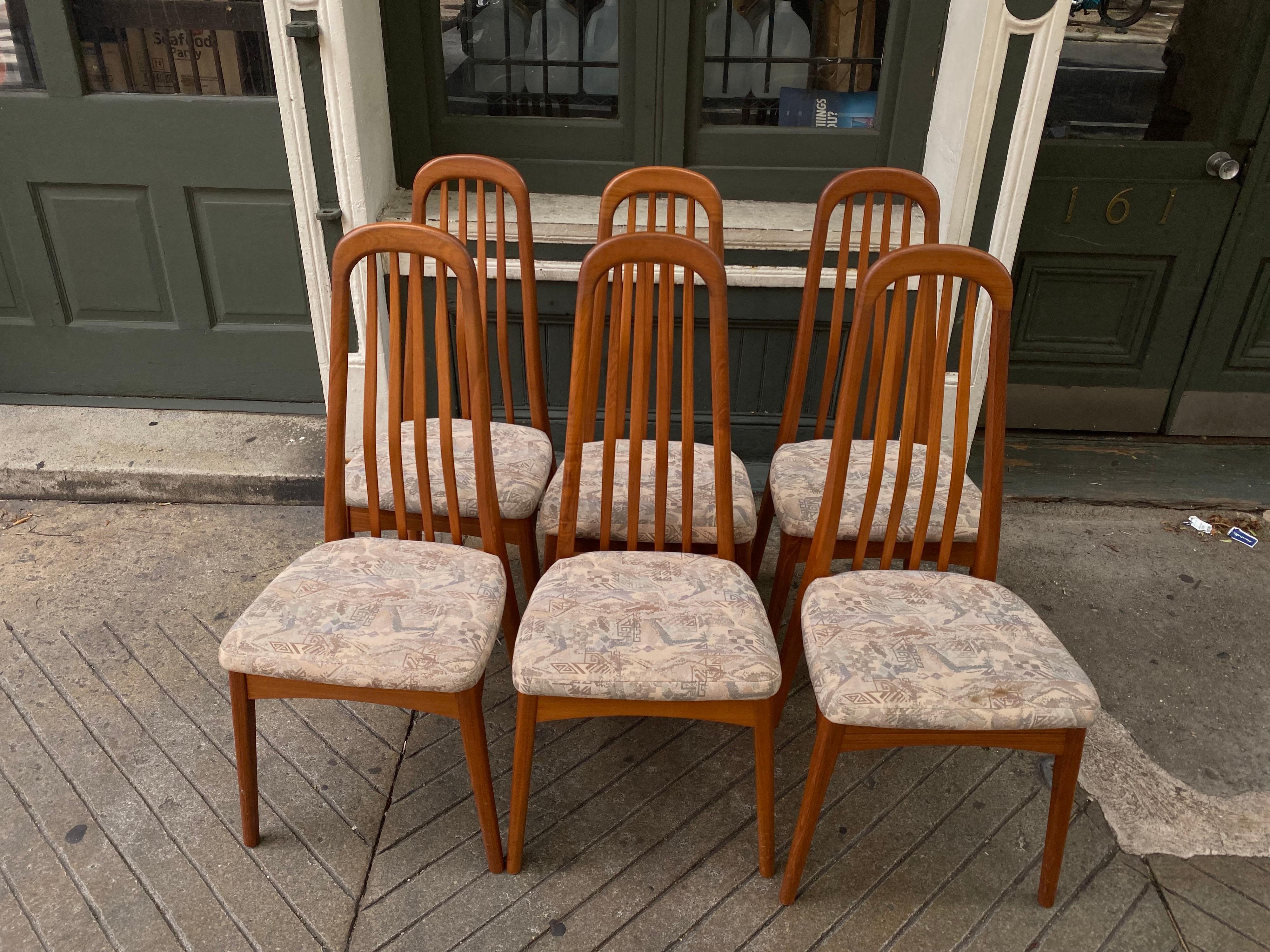 Set of 6 high back Benny Linden solid teak dining chairs. Probably dating from the 1980's. In very clean condition, easy enough to put your fabric on these chairs. High back chairs always look great around a table! ready for thanksgiving?
