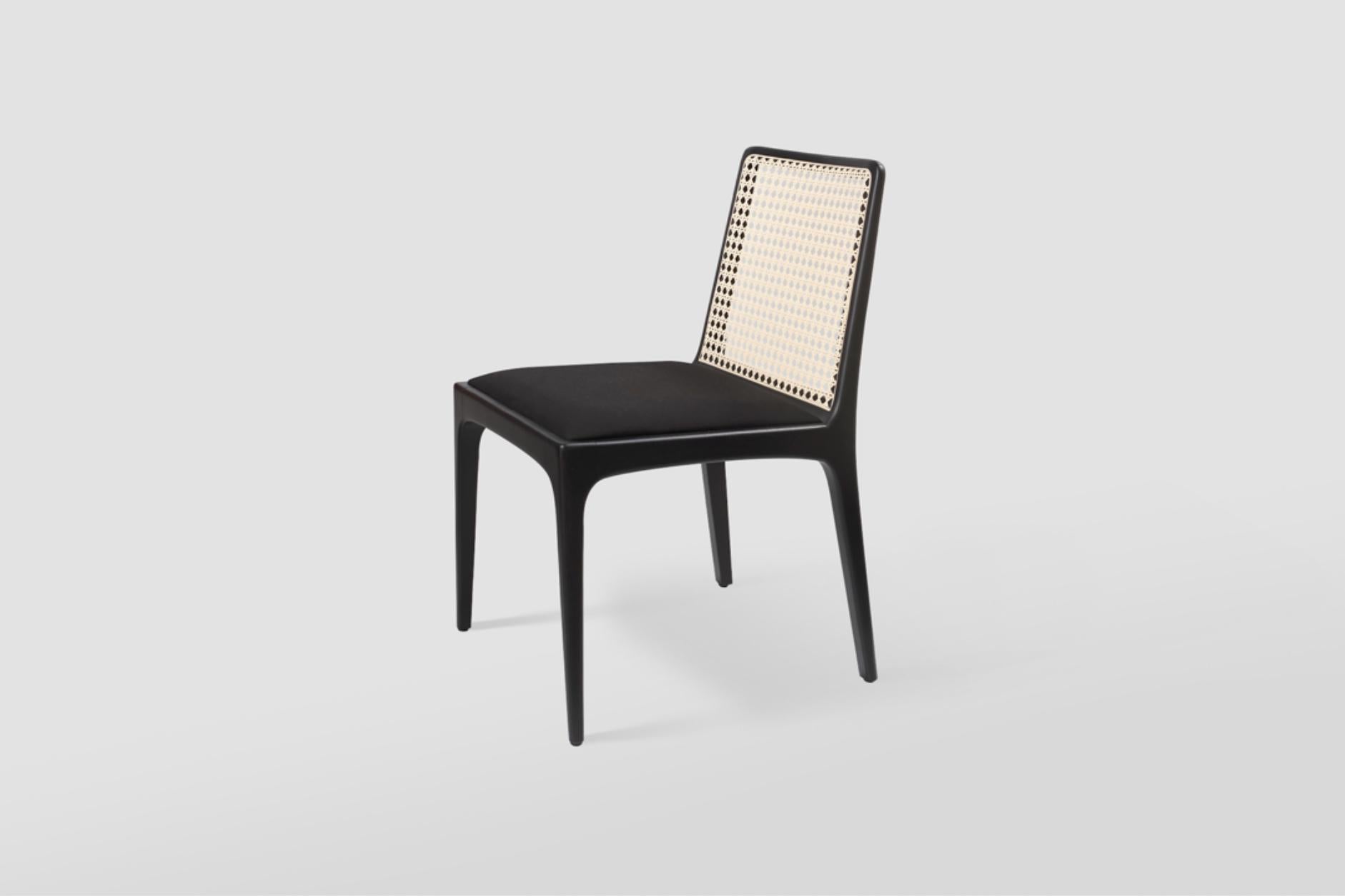 Ensemble de 6 chaisesJulia en bois massif ébène, noires, paille et tissu Neuf - En vente à Alto da Lapa, SP