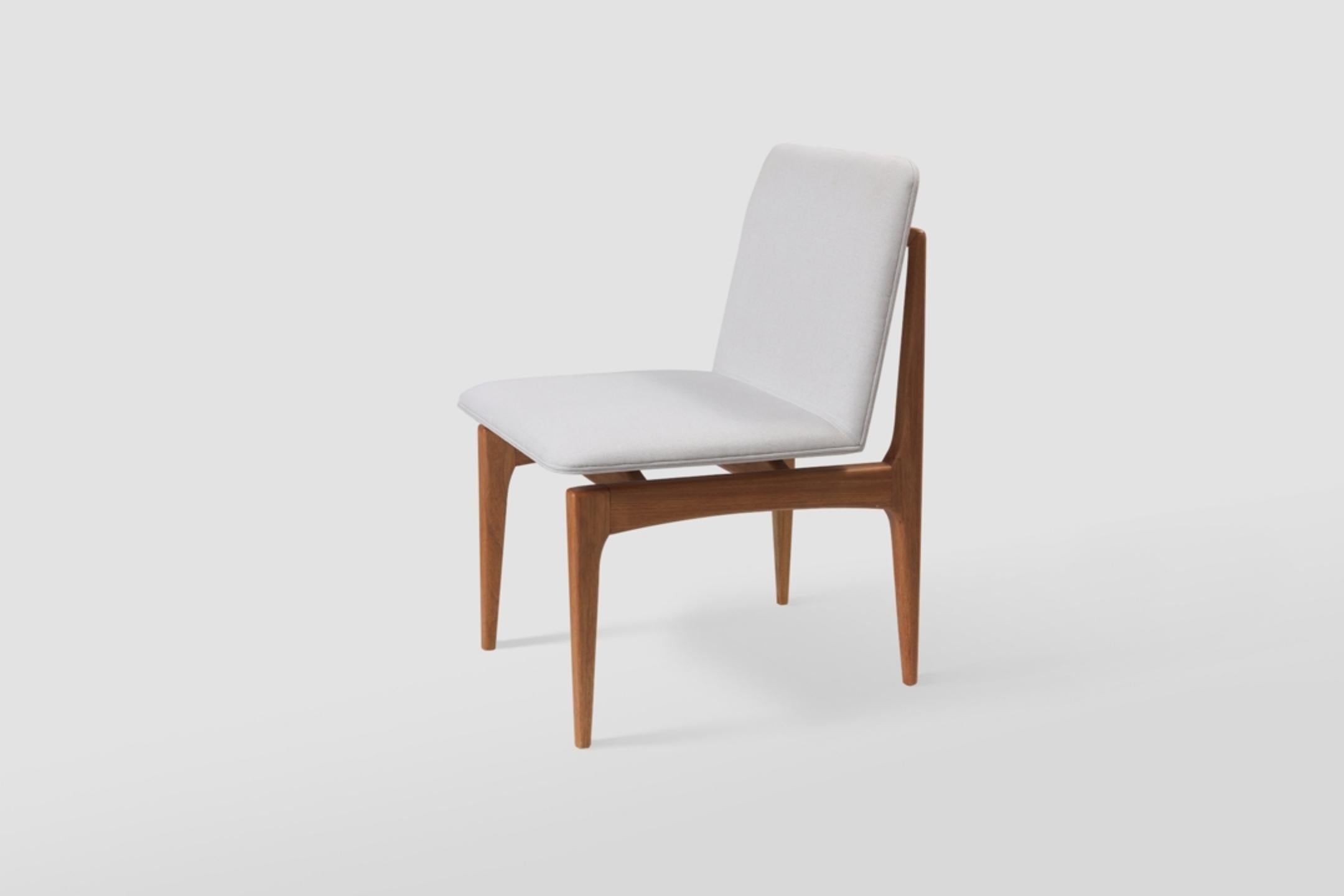 Ensemble de 6 chaises Oscar en bois massif avec tissu en cuir naturel en vente 4