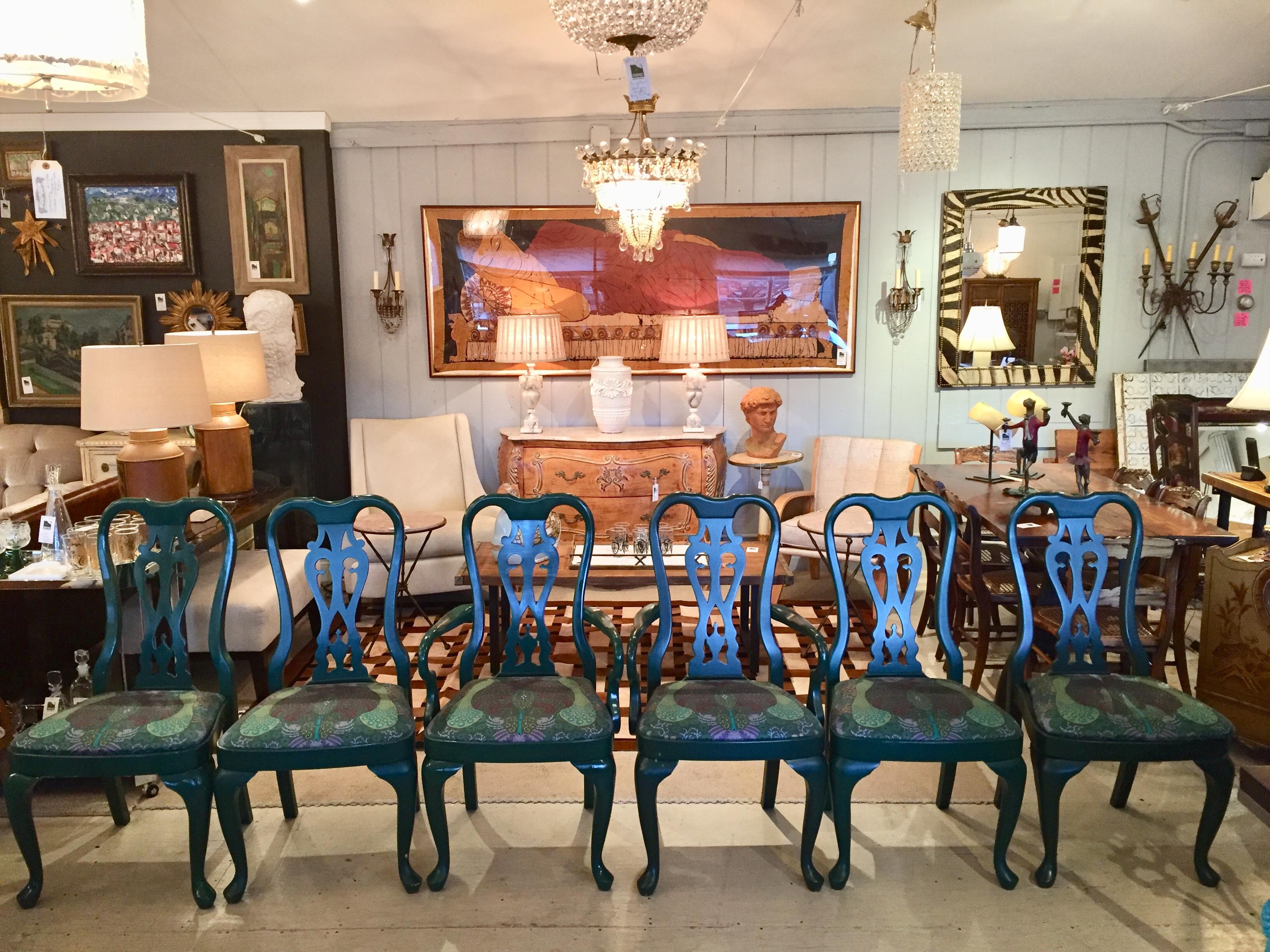 Stylish set of painted Ralph Lauren style dining chairs in a beautiful dark turquoise, having paisley upholstered seats. Measures: 4 side, 2 armchairs.

Measures: Armchair width 22 1/4
Side chair width 21.