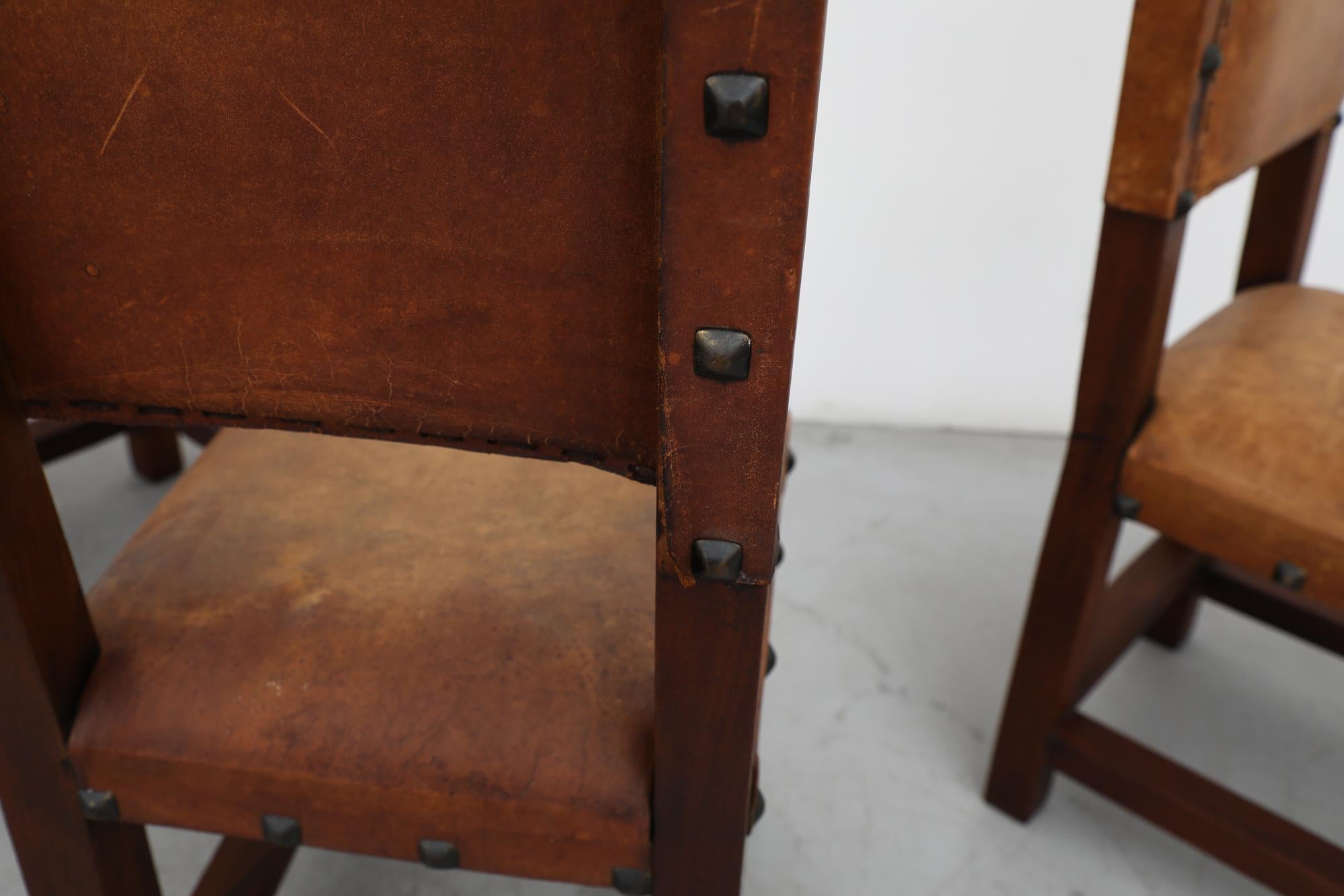 Satz von 6 spanischen brutalistischen Stühlen aus schwerem dunklem Holz, braunem Leder und Eisen 9