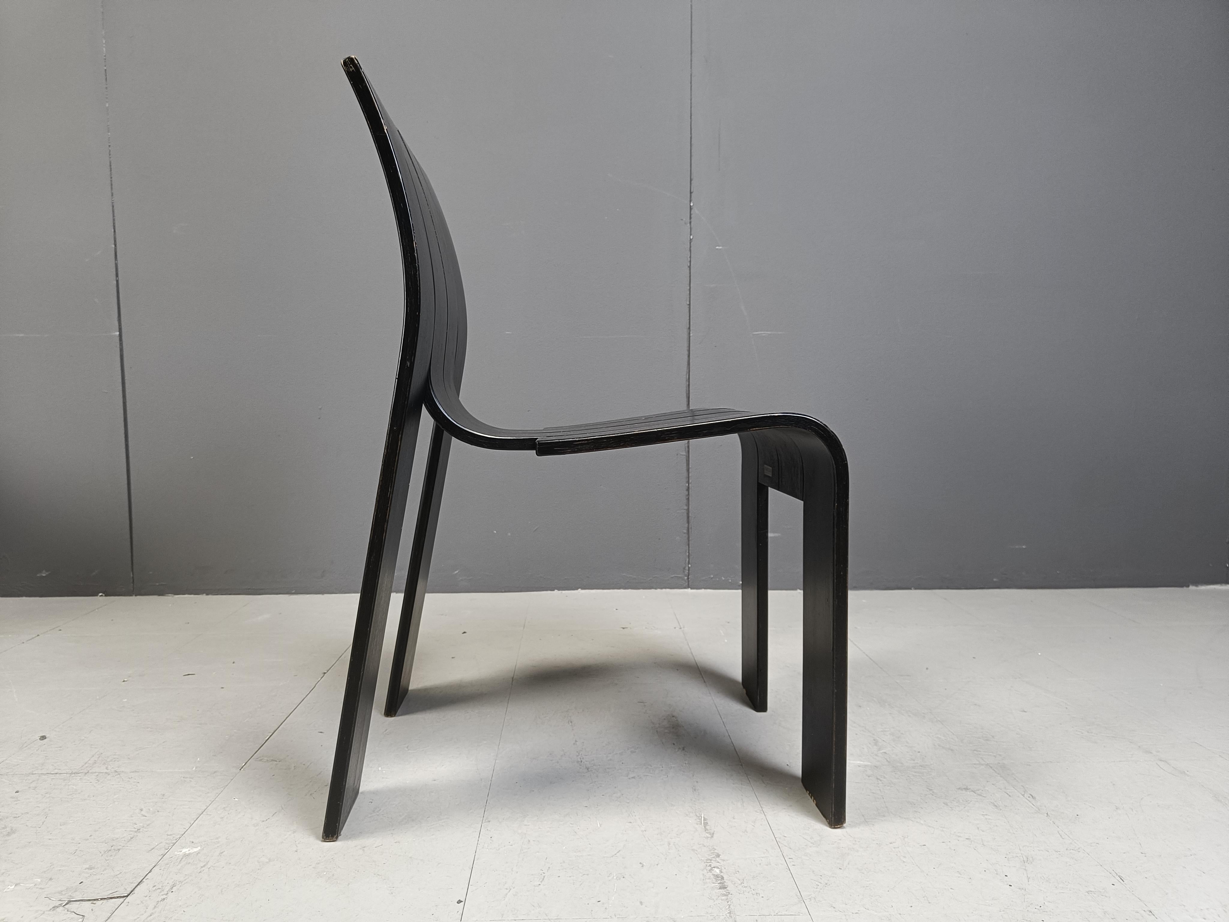 Set of 6 stackable black wooden dining chairs model 'Strip' designed by Gijs Bakker for Castelijn.

These timeless bentwood frames will never get old and will last very long.

Very good condition.

They are stackable, so if needed they can be stored