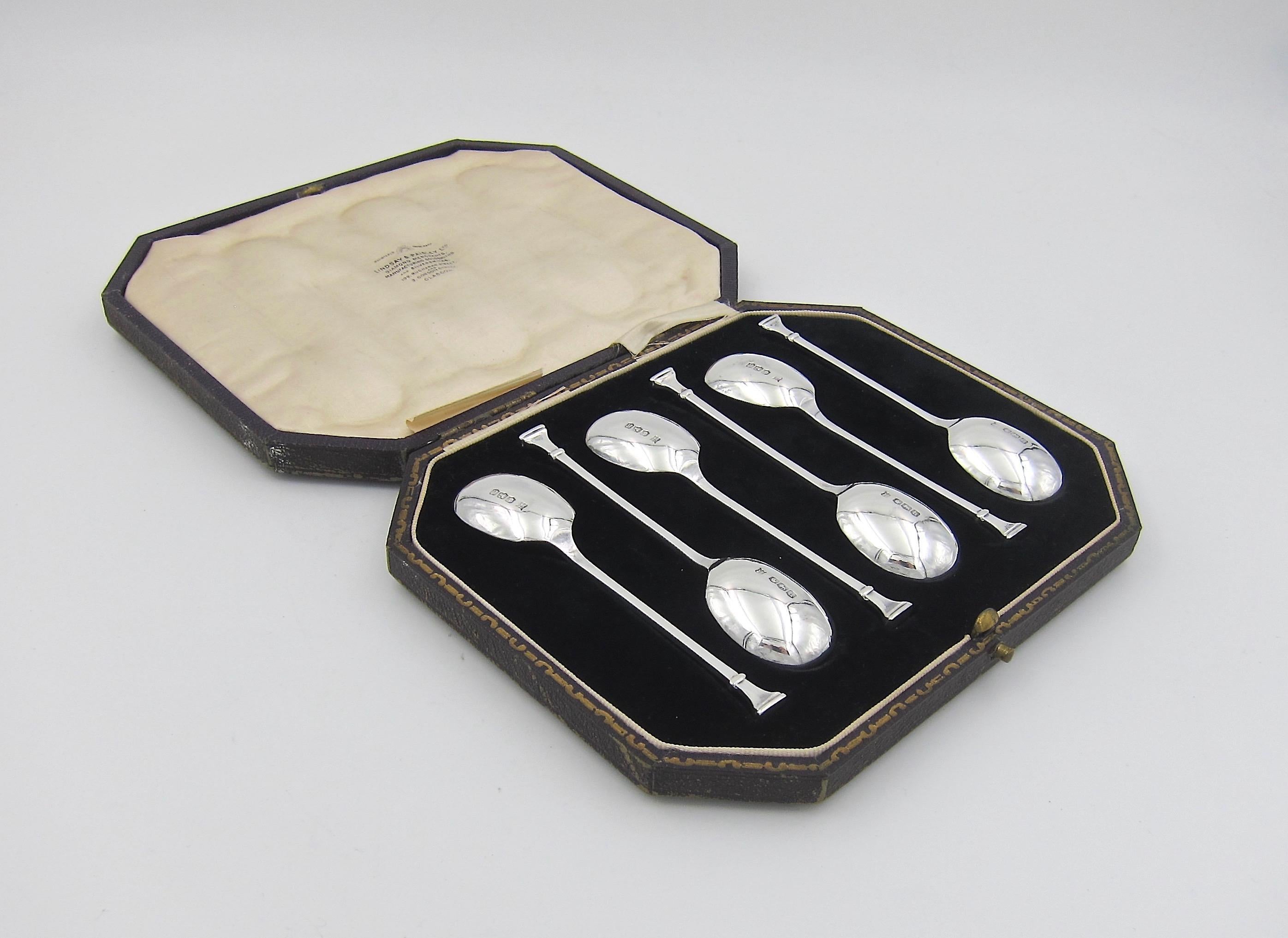 English Set of 6 Sterling Silver Spoons from Cooper Brothers and Sons of Sheffield 1925