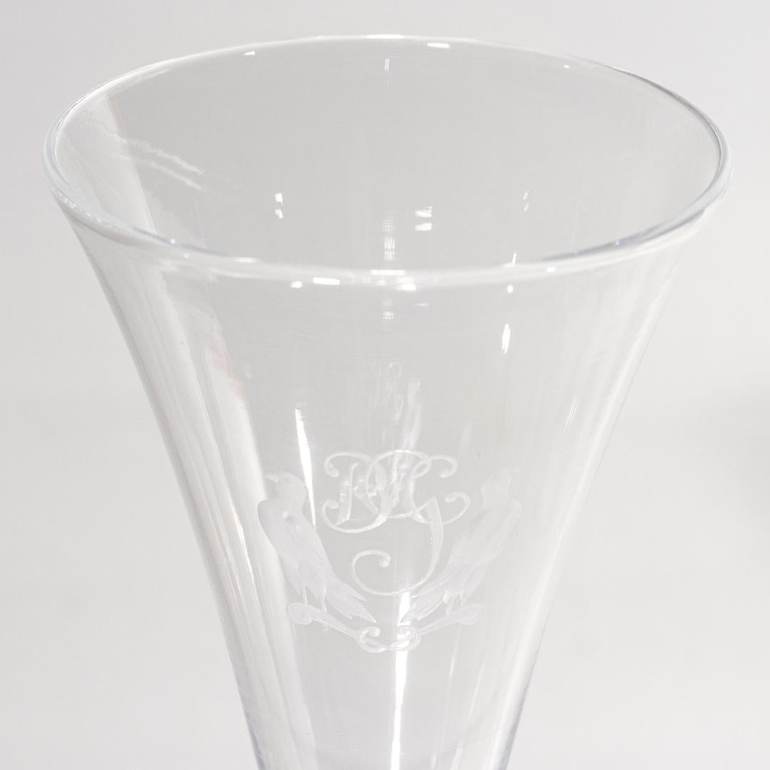 Set of 6 Steuben Crystal Fluted Champagne Glasses with Engraved Birds & Monogram In Good Condition For Sale In Philadelphia, PA