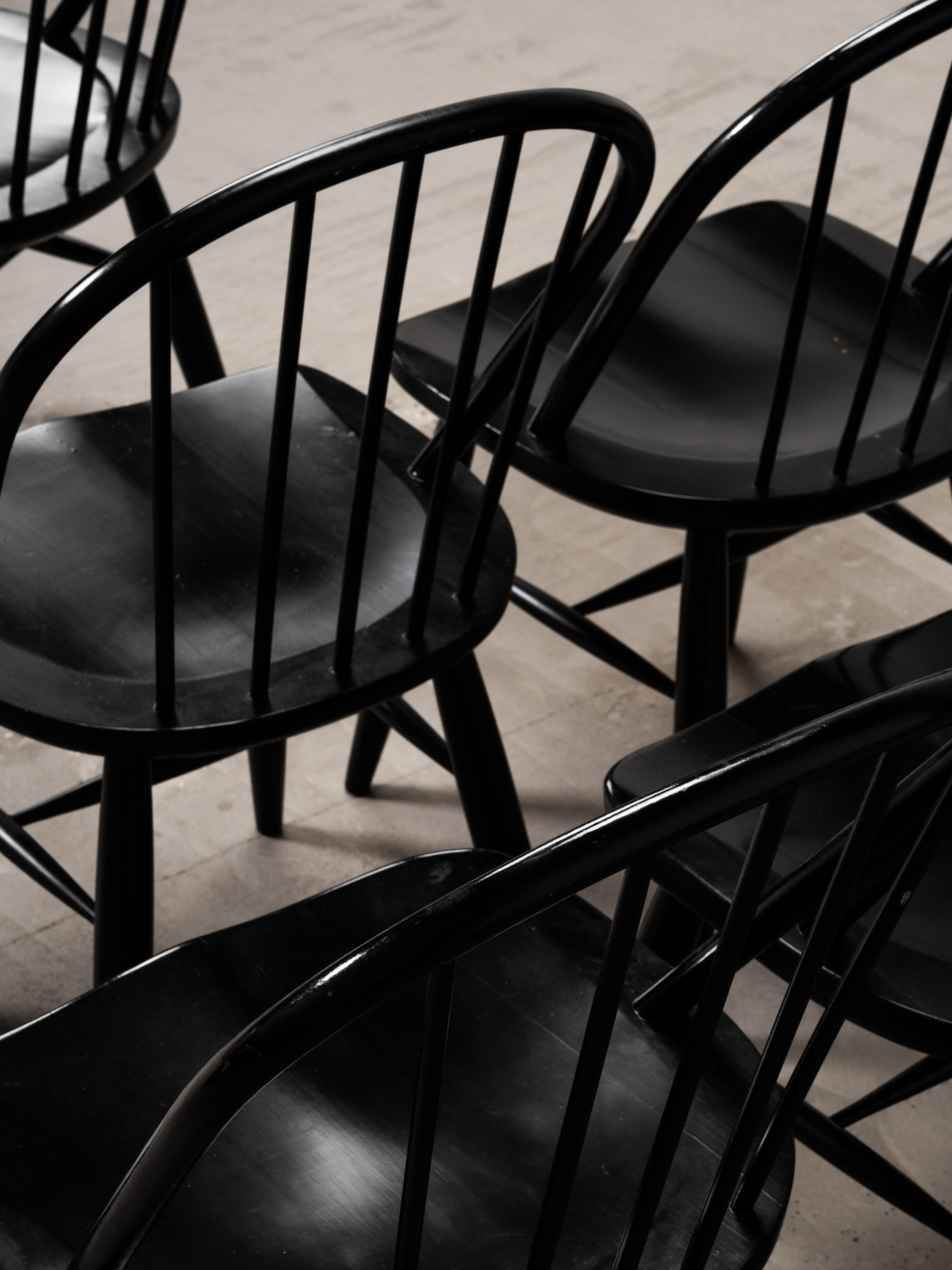 Ensemble de 6 chaises de salle à manger à dossier en forme de bâton par Carl-Gustaf Hiort af Ornäs, Finlande, années 1950 en vente 5