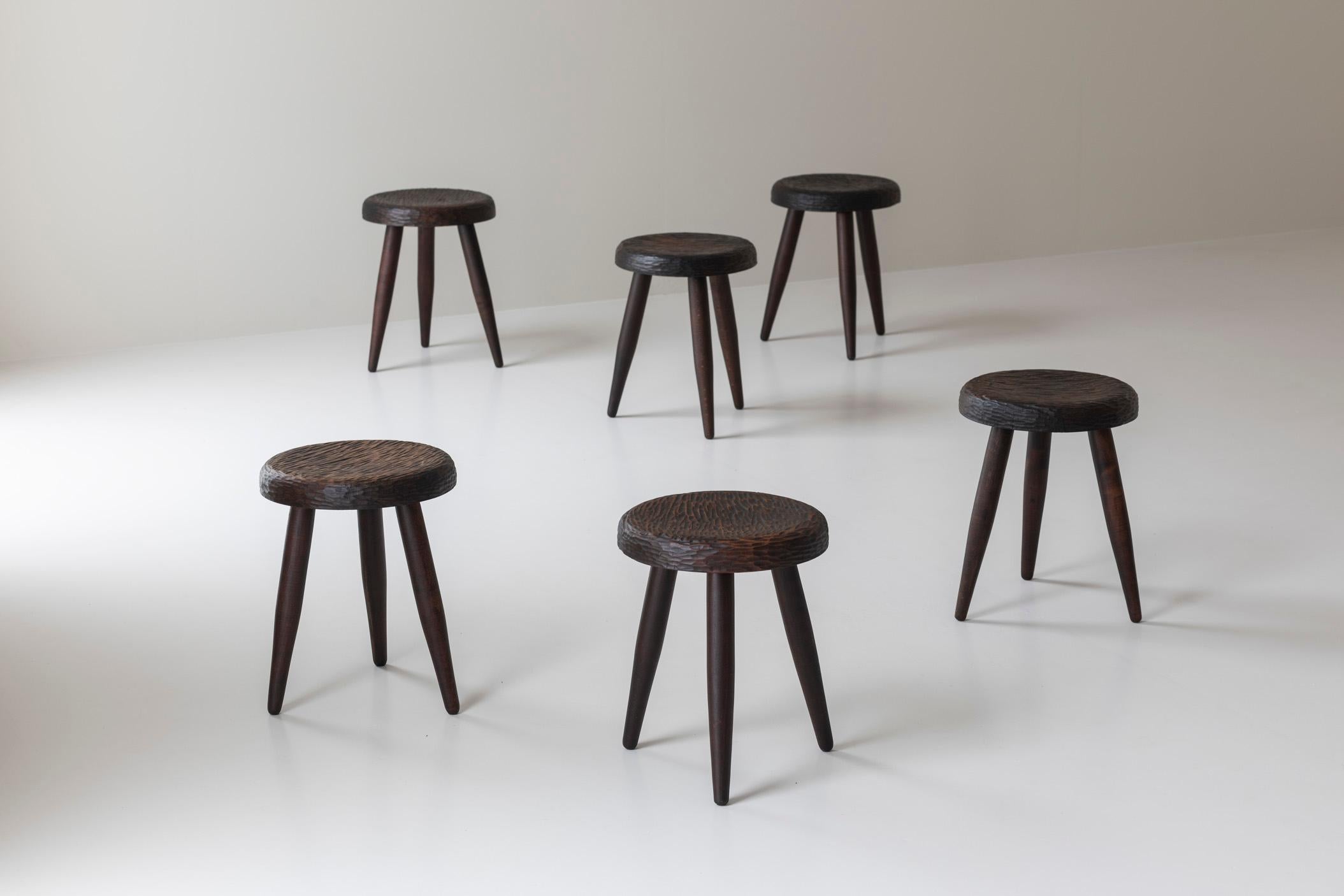 Conjunto de 6 taburetes a la manera de Charlotte Perriand, Francia años 60. en venta 7