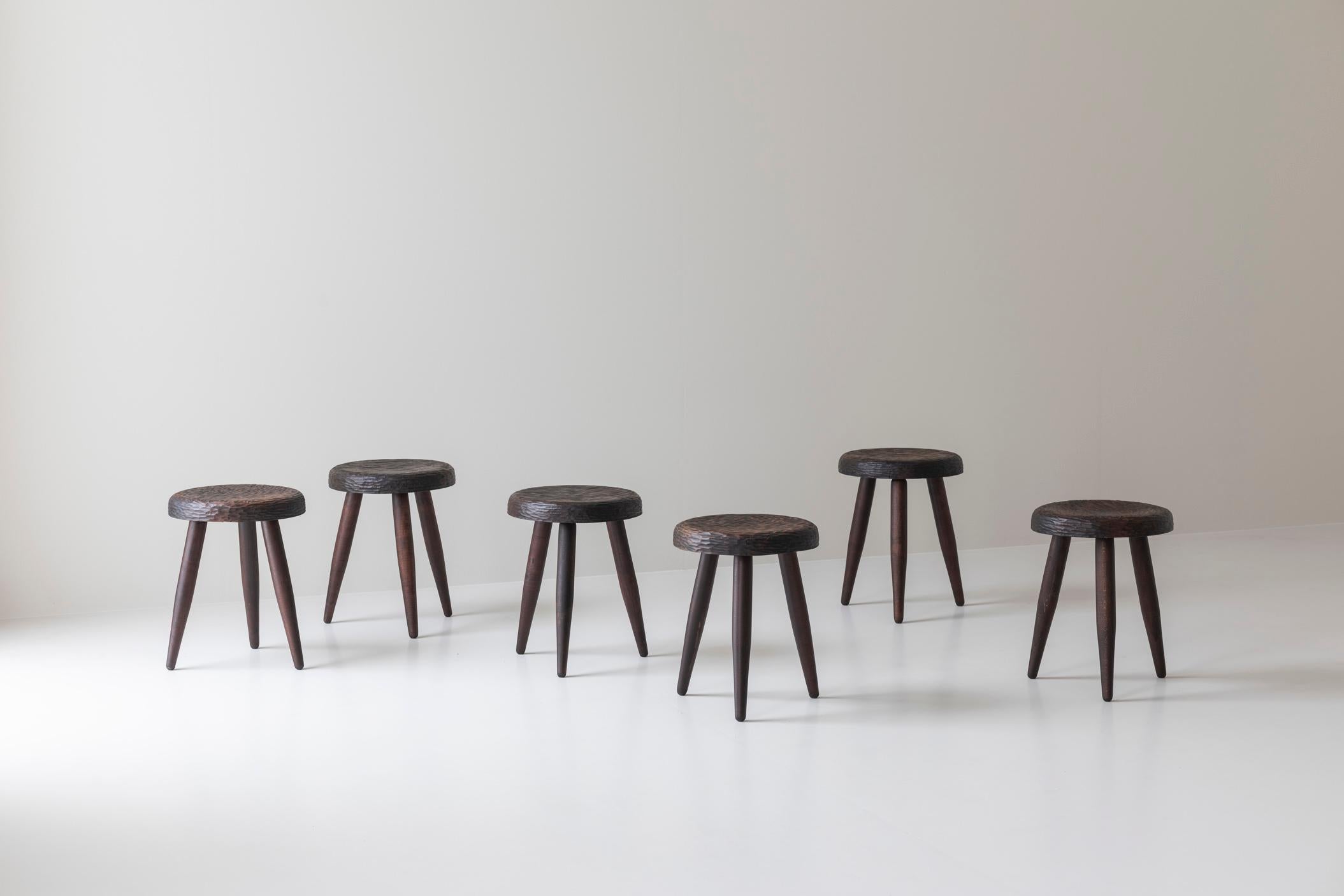 Conjunto de 6 taburetes a la manera de Charlotte Perriand, Francia años 60. Moderno de mediados de siglo en venta
