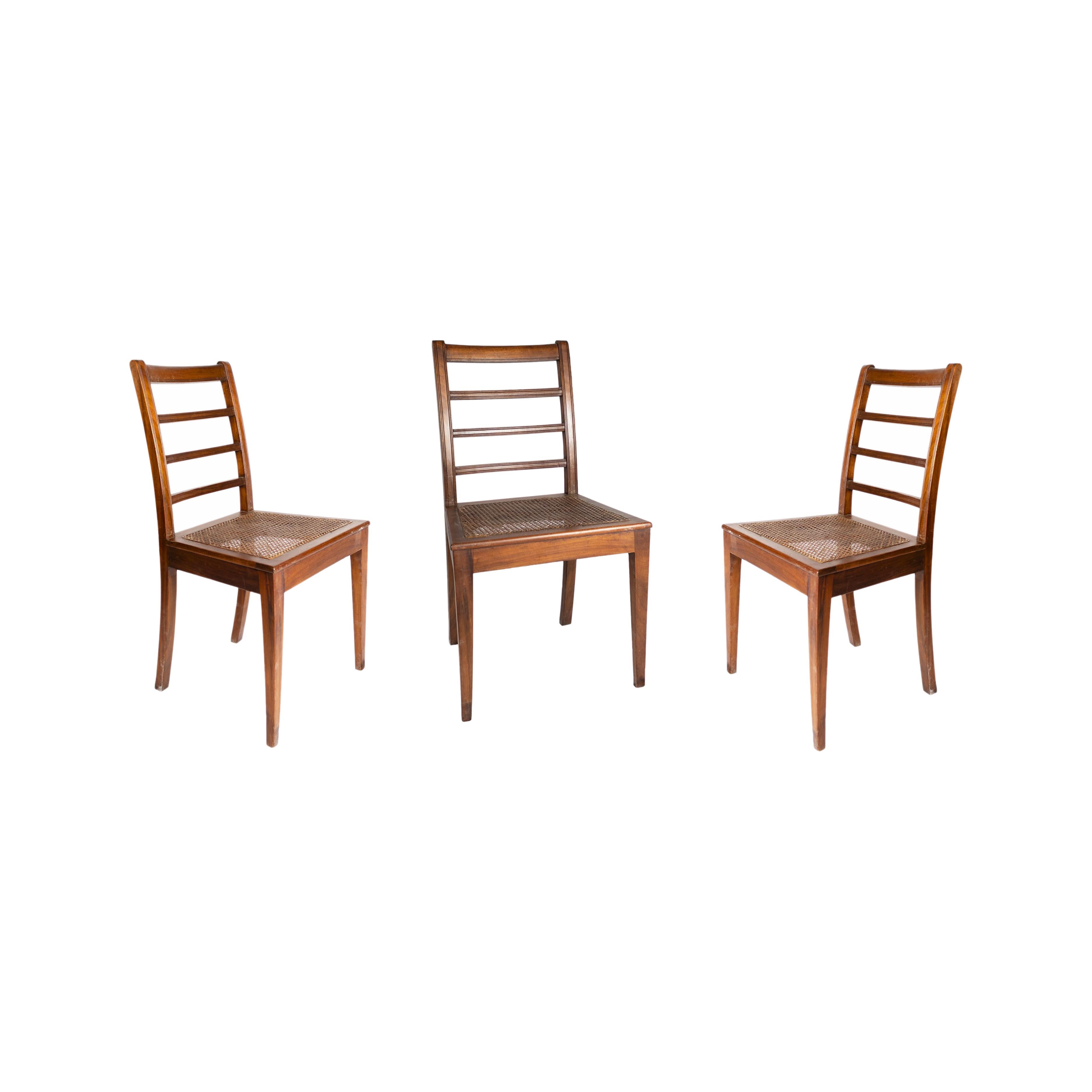 A set of 6 lovingly maintained chairs with full natural straw upholstery and linear inlay detail, recently inspected by a carpenter. Excellent condition.
Dimensions: Height 89 cm Length 50 cm Seat height 45.5 cm 
Sold As: Set of 6
