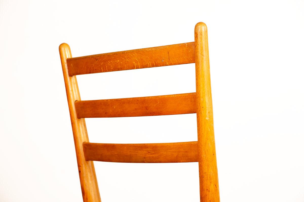 Set of 6 Swedish chairs in curved solid elm and black skai by Yngve Ekstrom 1960 For Sale 7