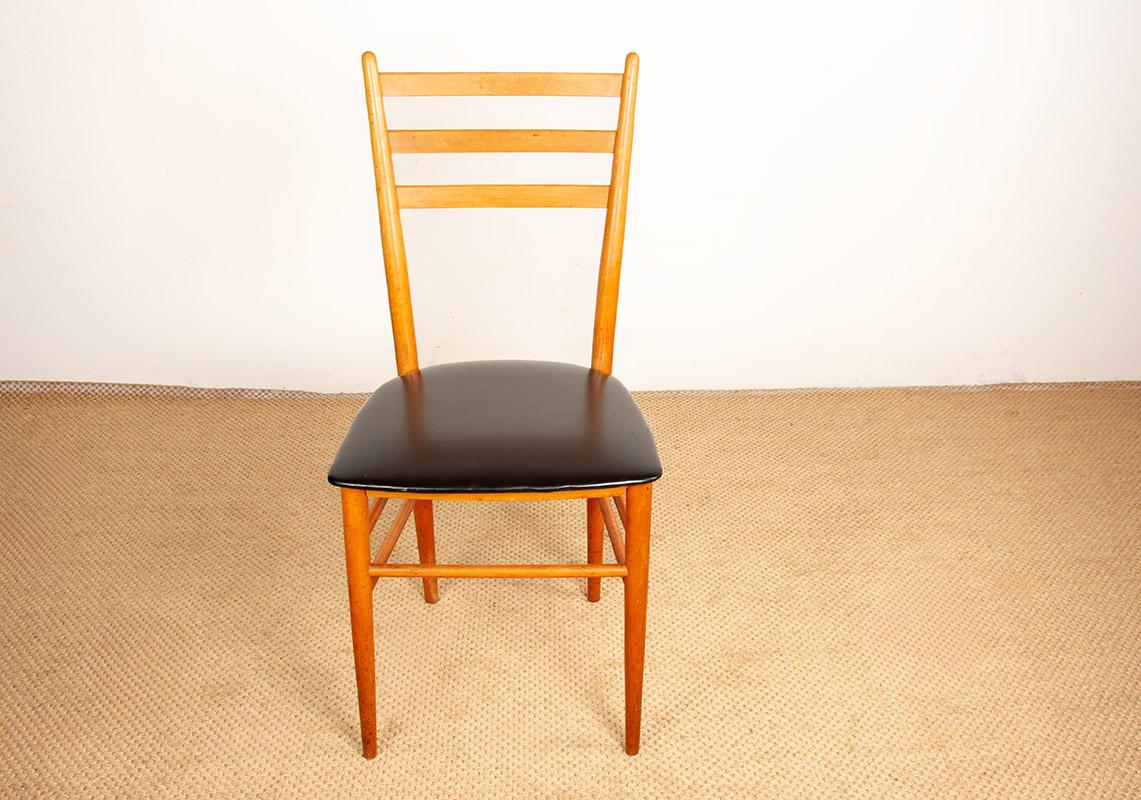 Beautiful Scandinavian chairs. Magnificent frame in curved solid elm. In the same spirit as Gio Ponti's Superleggera chair, these very elegant chairs are light and sturdy. Very high-quality workmanship.

Designer: Yngve Ekstrom.
Manufacturer: