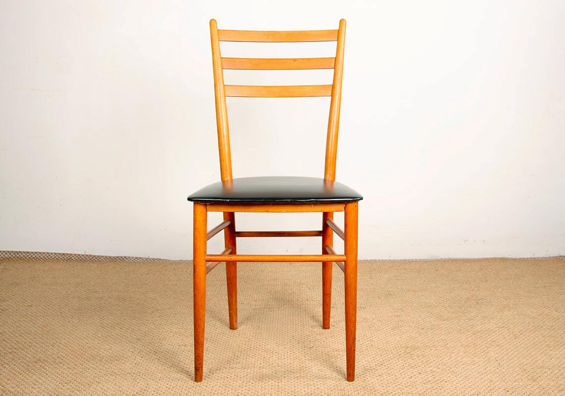 Scandinavian Modern Set of 6 Swedish chairs in curved solid elm and black skai by Yngve Ekstrom 1960 For Sale