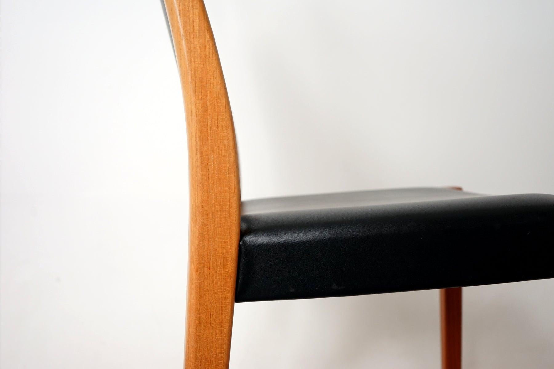 Set of 6 Swedish Mid-Century Teak & Vinyl Dining Chairs by Svegards Markaryd 1