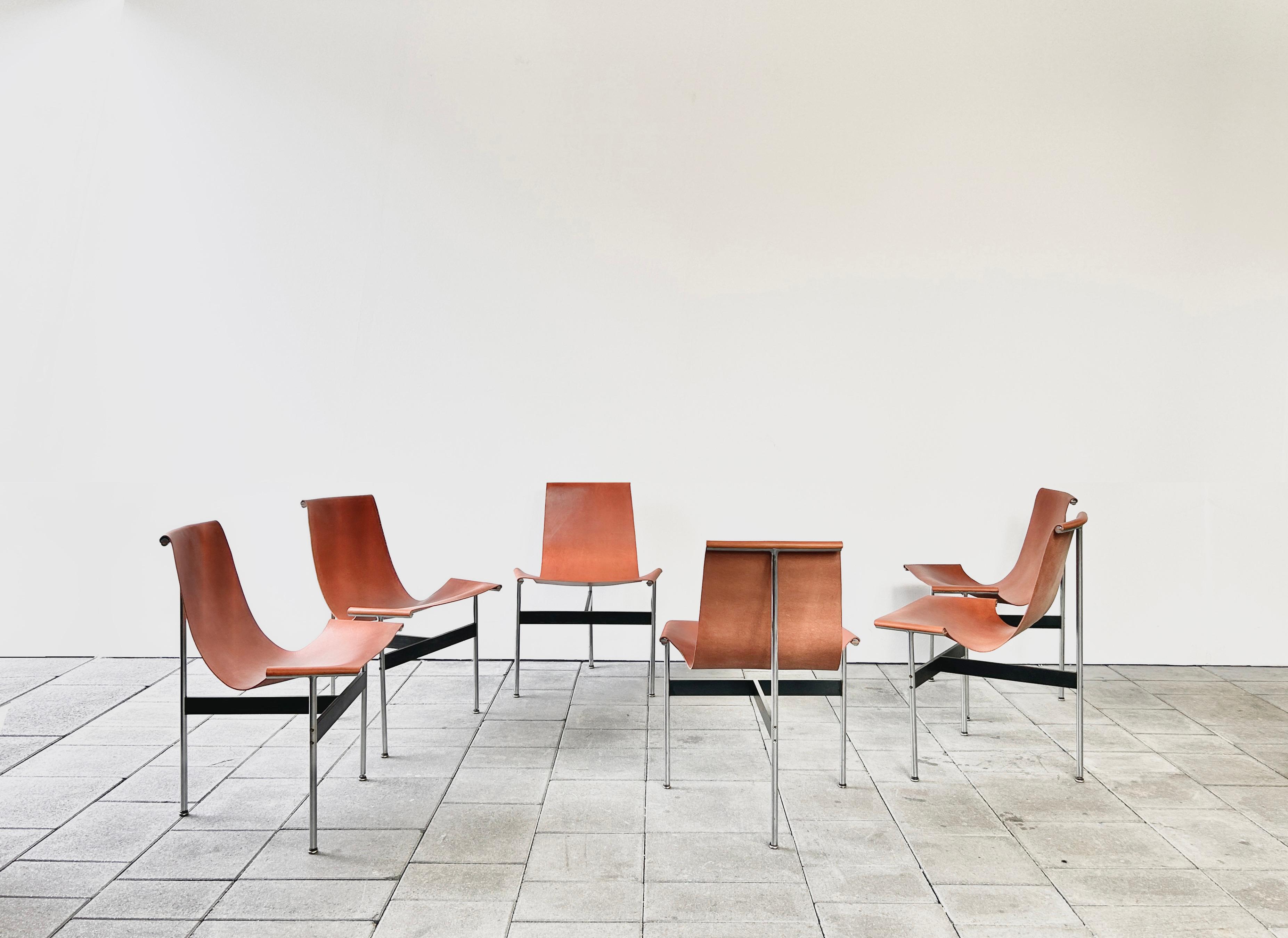 Set of 6 T-chairs designed by William Katavolos, Ross Litell & David Kelley in the early 1950ies


Hardly any other chair konjugates one particular shape comparable to the T-Chair: T-legs, assembled with a T-cross brace under the seat & a T-shaped
