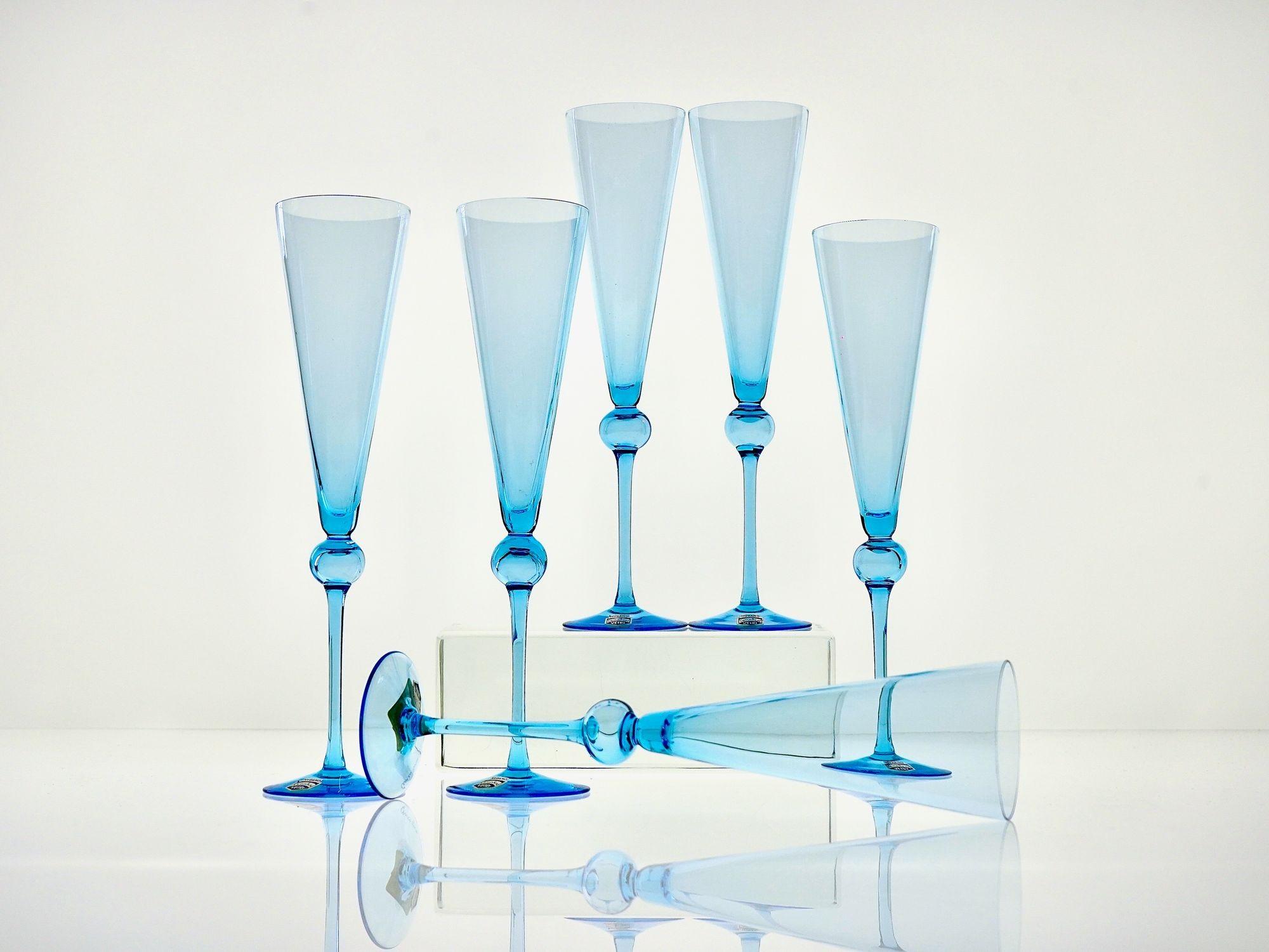 Satz von 6 hohen Flöten, Murano-Glas, signiert Cenedese in zartem Aquamarin-Glas. im Angebot 3