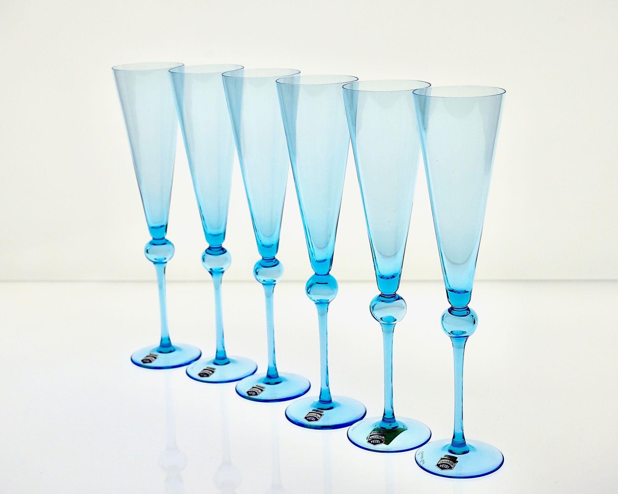 Satz von 6 hohen Flöten, Murano-Glas, signiert Cenedese in zartem Aquamarin-Glas. im Angebot 4