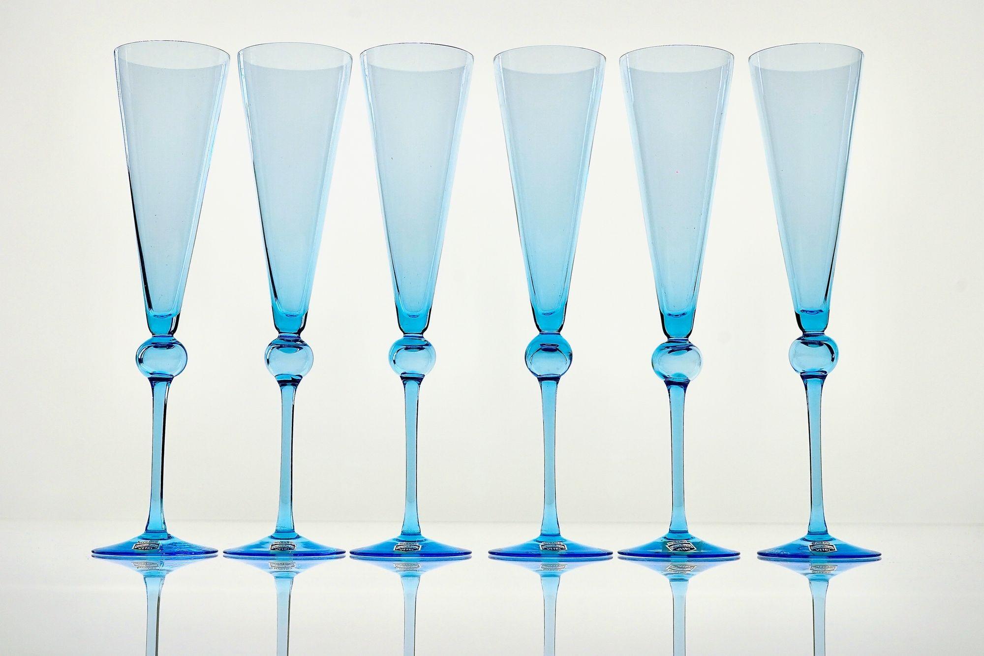 Satz von 6 hohen Flöten, Murano-Glas, signiert Cenedese in zartem Aquamarin-Glas. (Moderne der Mitte des Jahrhunderts) im Angebot