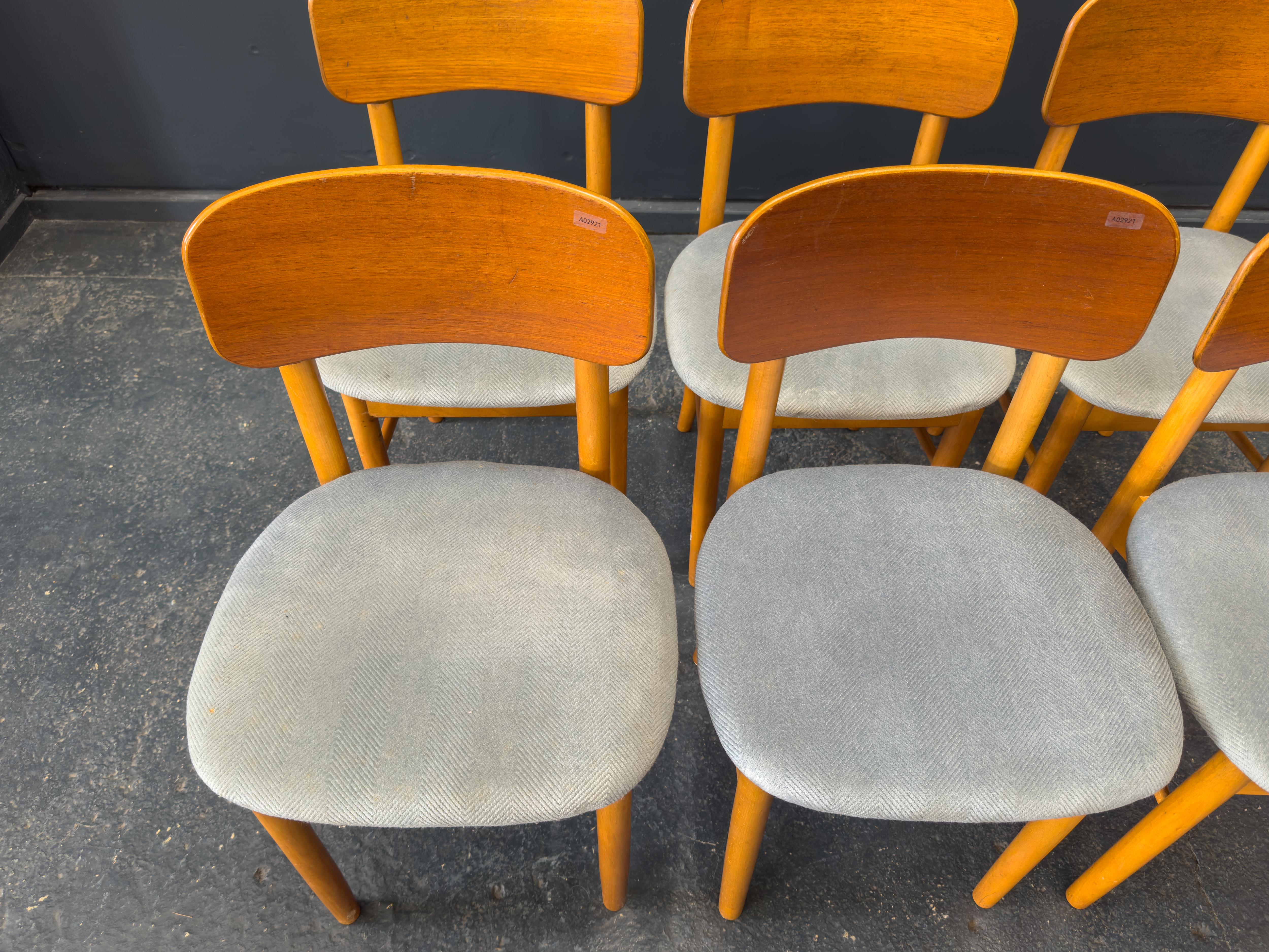 Ensemble de 6 chaises de salle à manger en teck et tapisserie bleue en vente 4