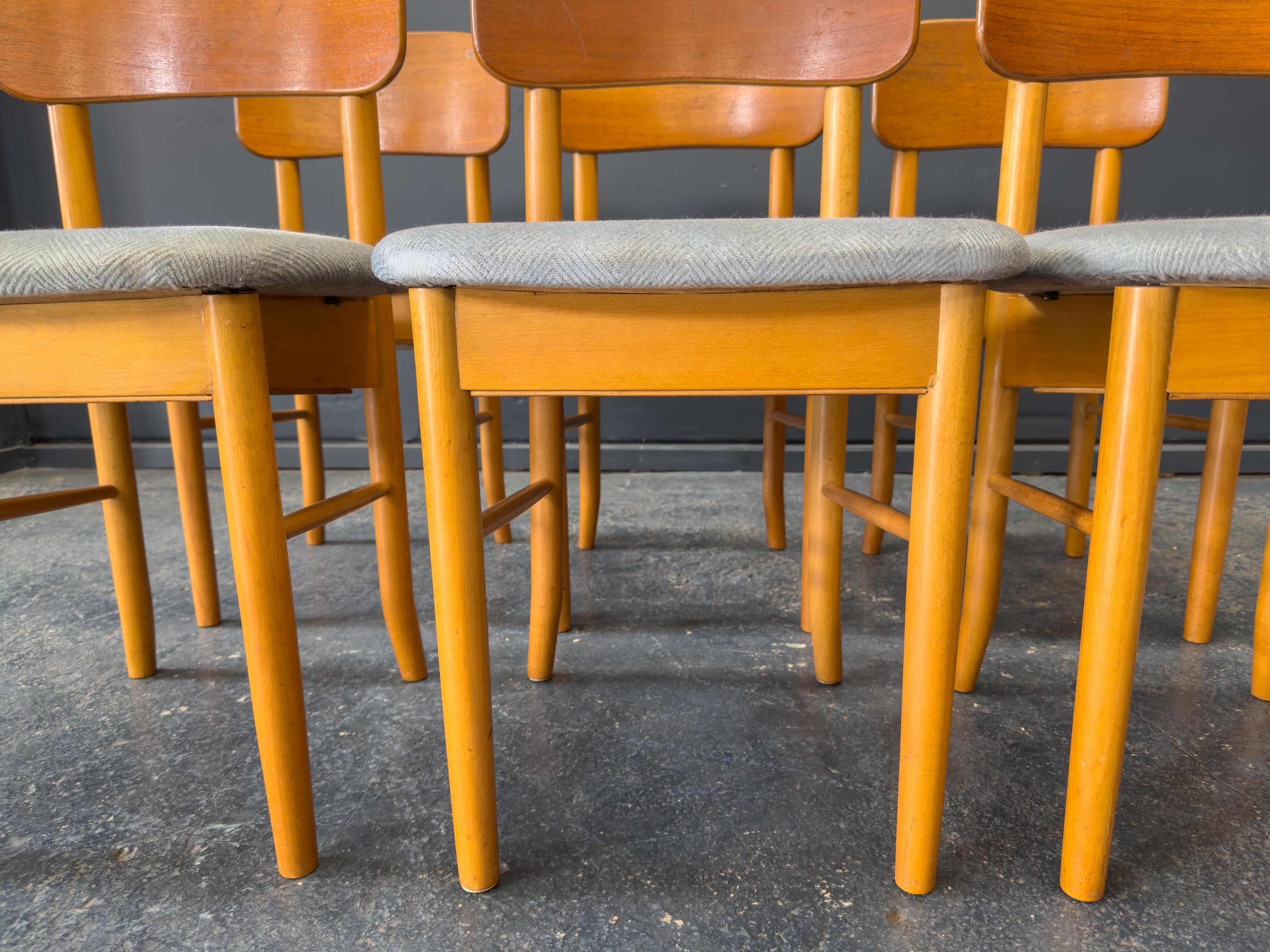Ensemble de 6 chaises de salle à manger en teck et tapisserie bleue en vente 8