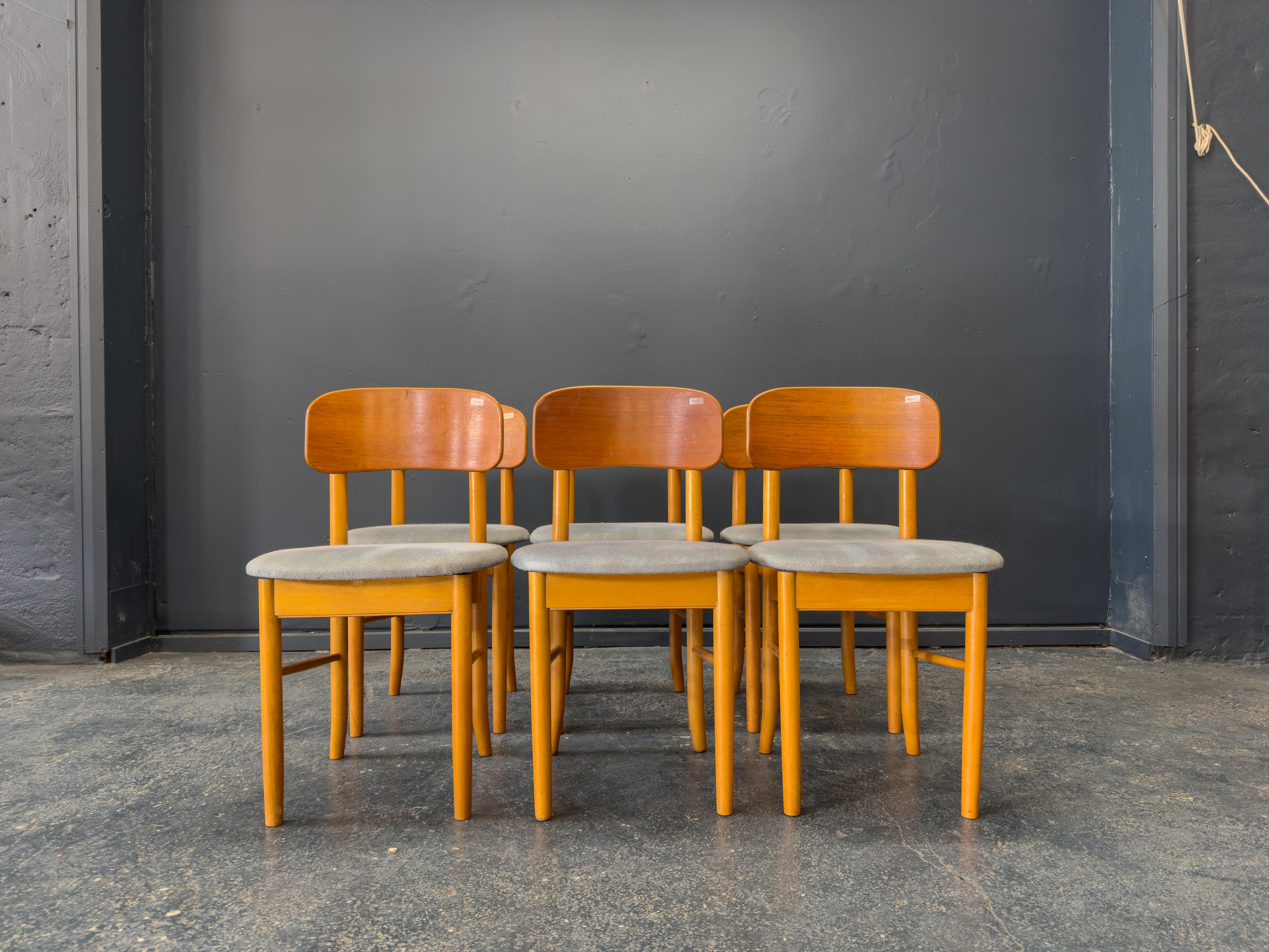 Mid-Century Modern Ensemble de 6 chaises de salle à manger en teck et tapisserie bleue en vente