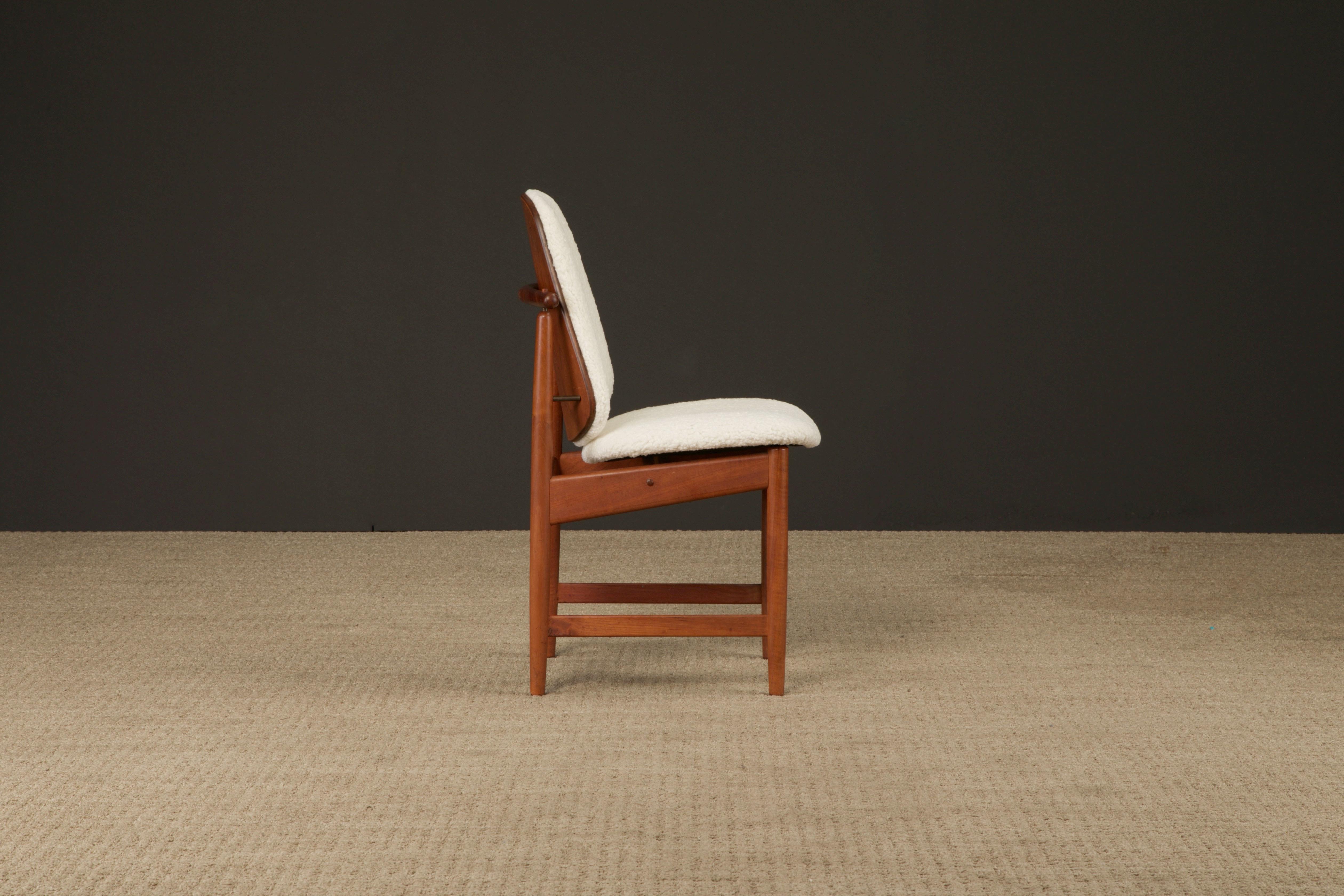Conjunto de 6 Sillas de Comedor de Teca y Bouclé de Arne Hovmand-Olsen, Años 60 en venta 9