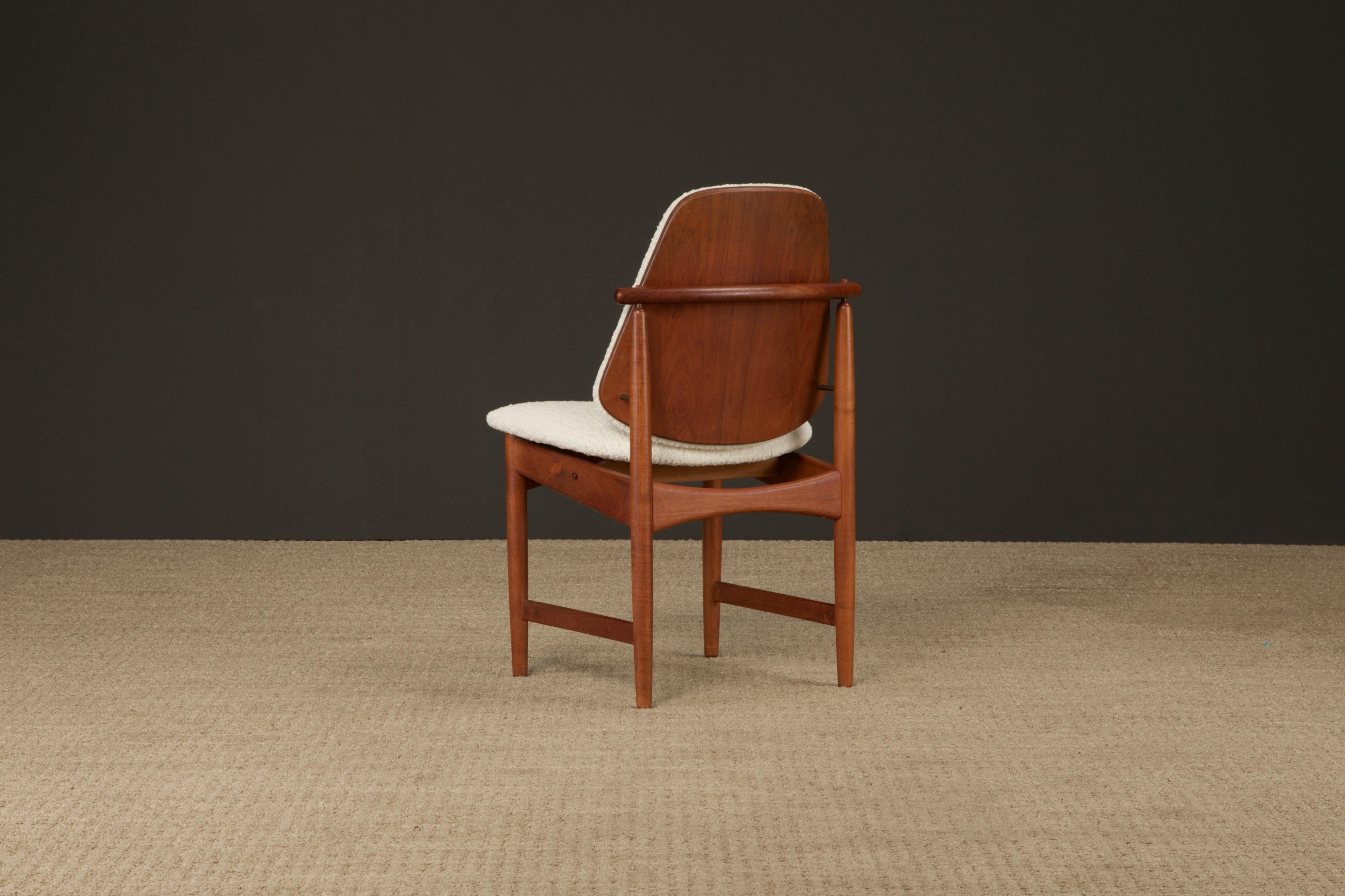 Conjunto de 6 Sillas de Comedor de Teca y Bouclé de Arne Hovmand-Olsen, Años 60 en venta 11
