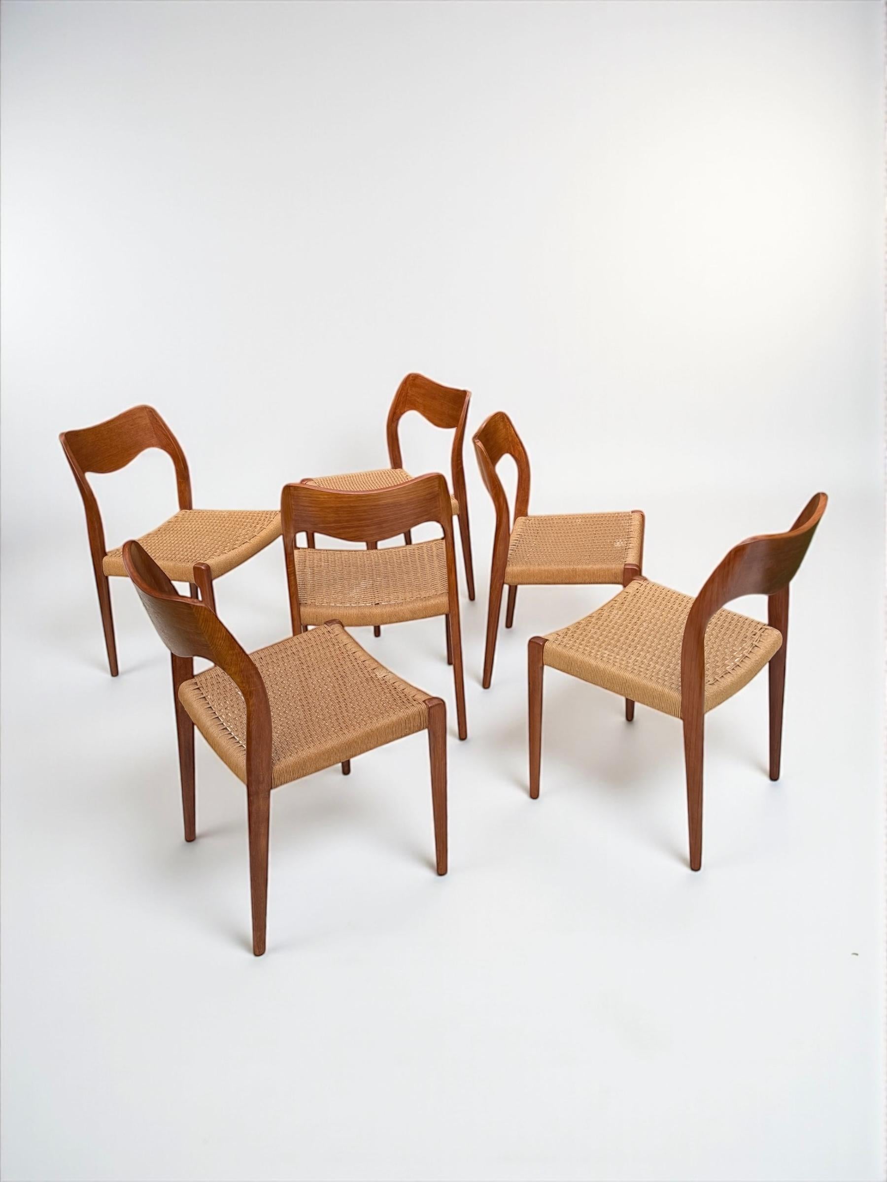 Set of 6 Teak and Paper Cord Model 71 Dining Chairs by Niels O Møller 1960's For Sale 3