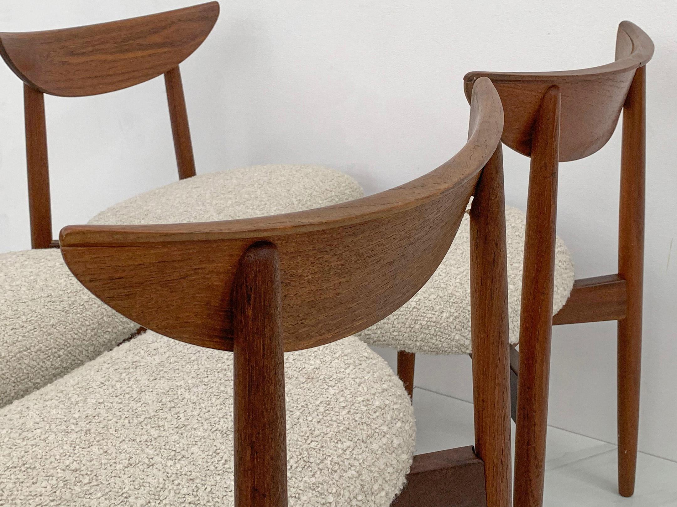 Set of 6 Teak & Boucle Dining Chairs by Harry Østergaard for Randers Møbelfabrik For Sale 4