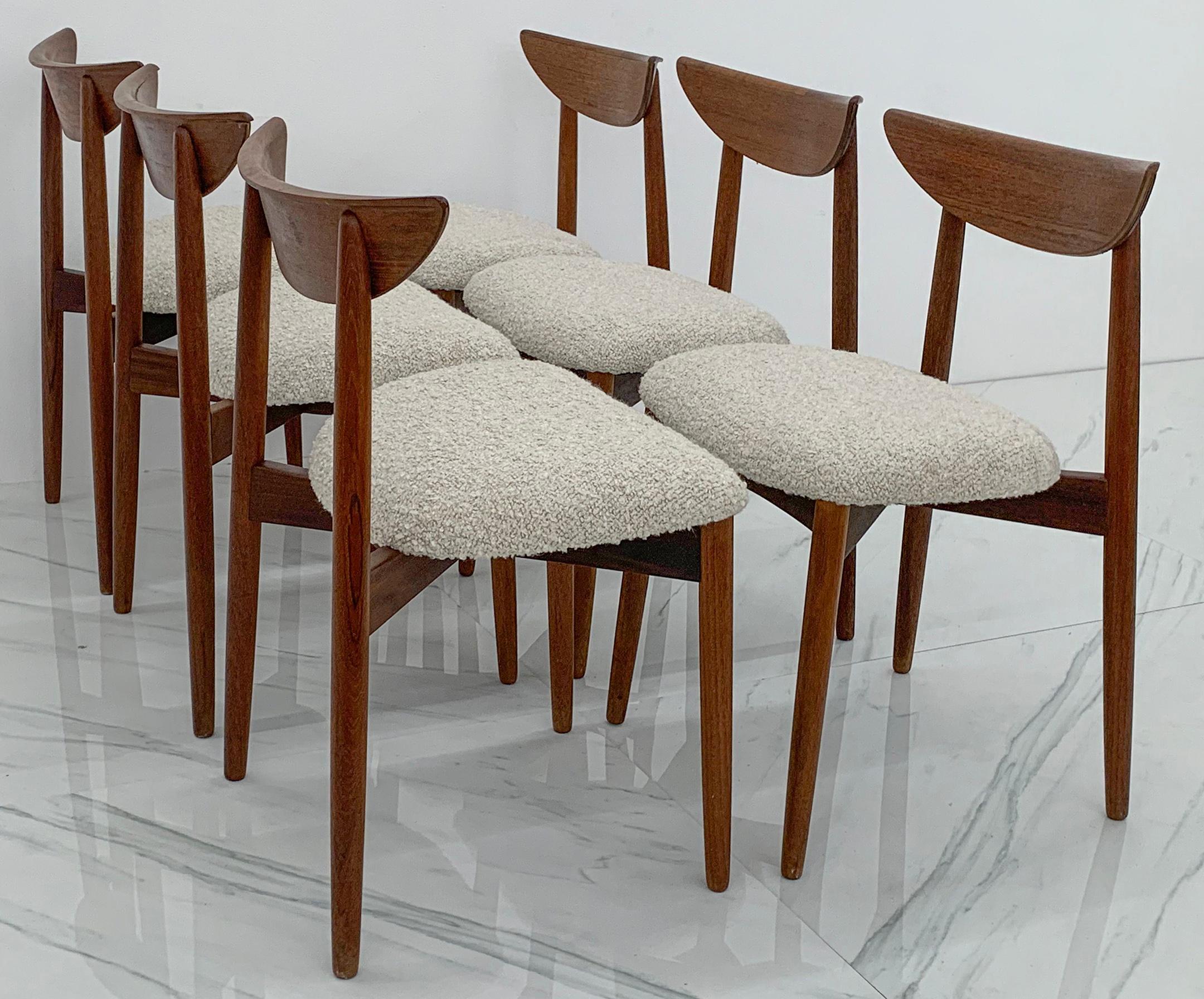 Bouclé Set of 6 Teak & Boucle Dining Chairs by Harry Østergaard for Randers Møbelfabrik For Sale